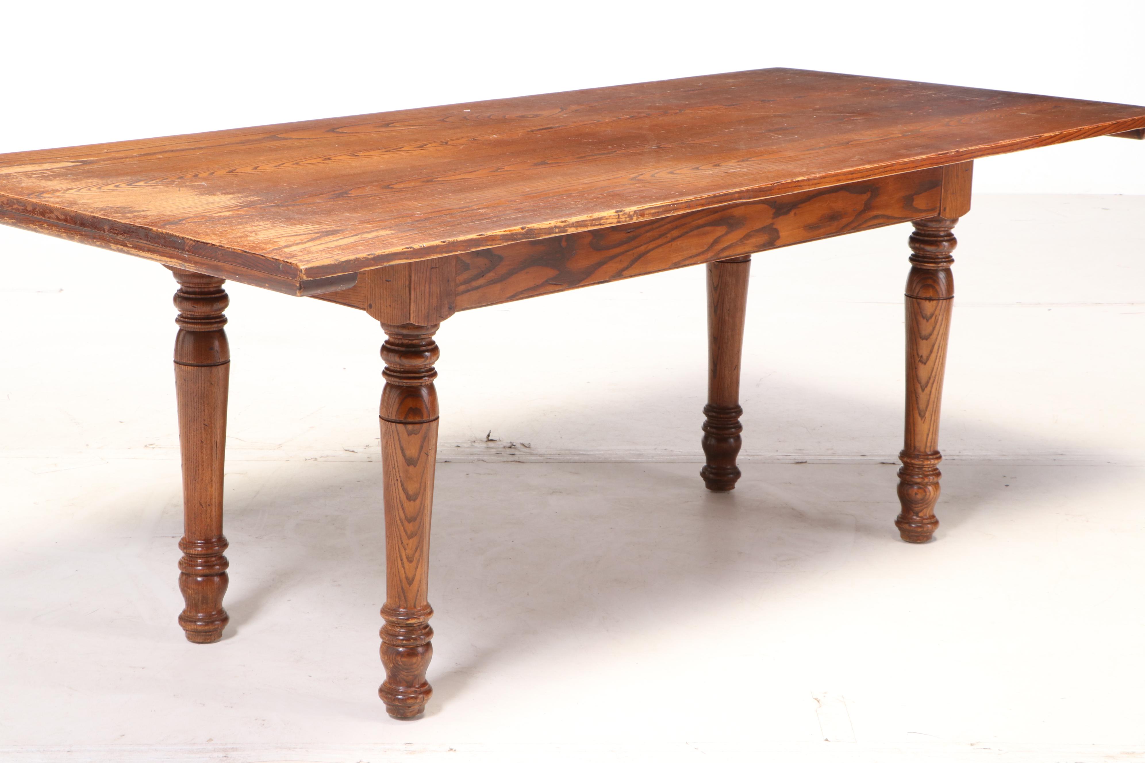Kindel Furniture "Chimney Hill" Oak Dining Table, Mid to Late 20th Century
