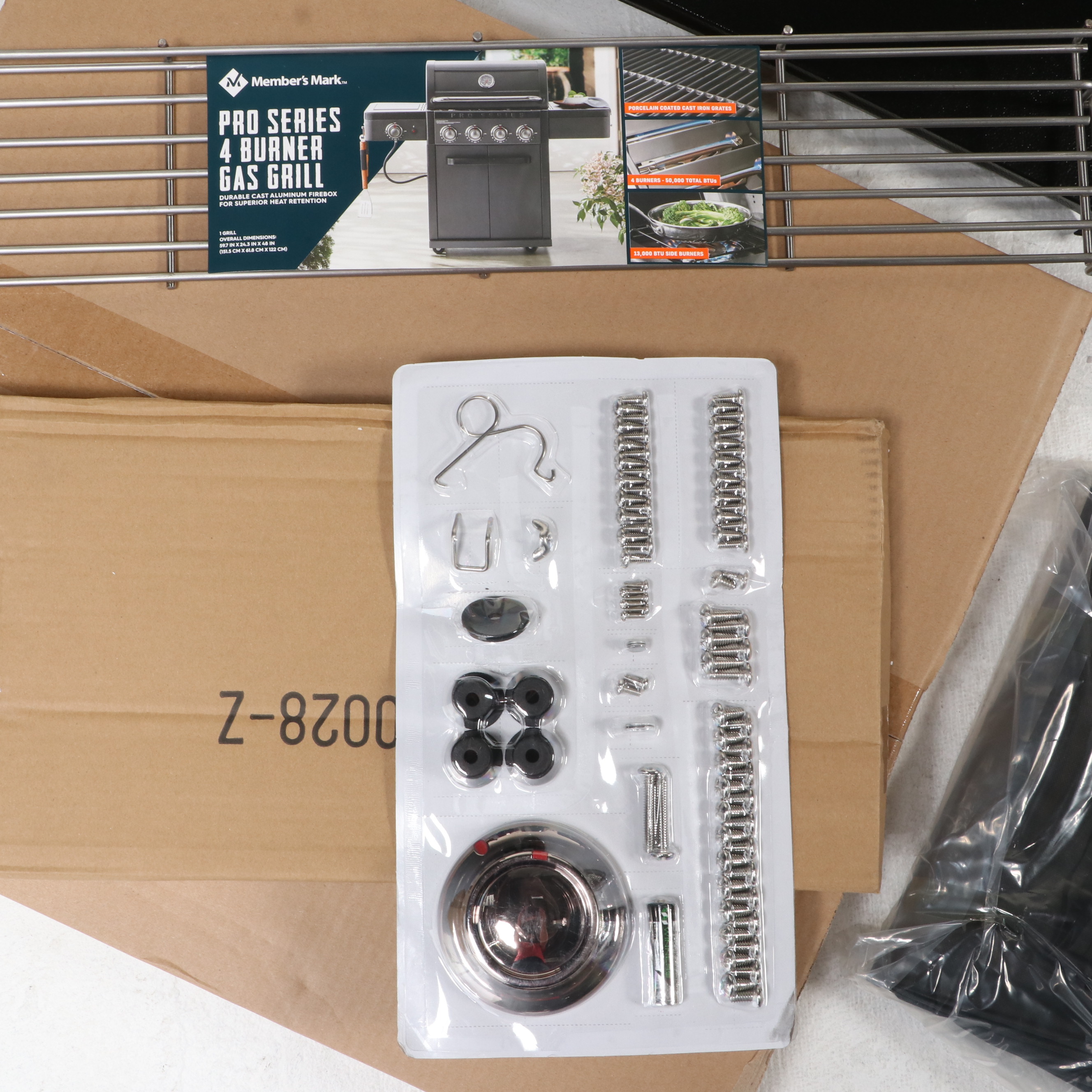 Member's Mark Pro Series Four Burner Gas Grill