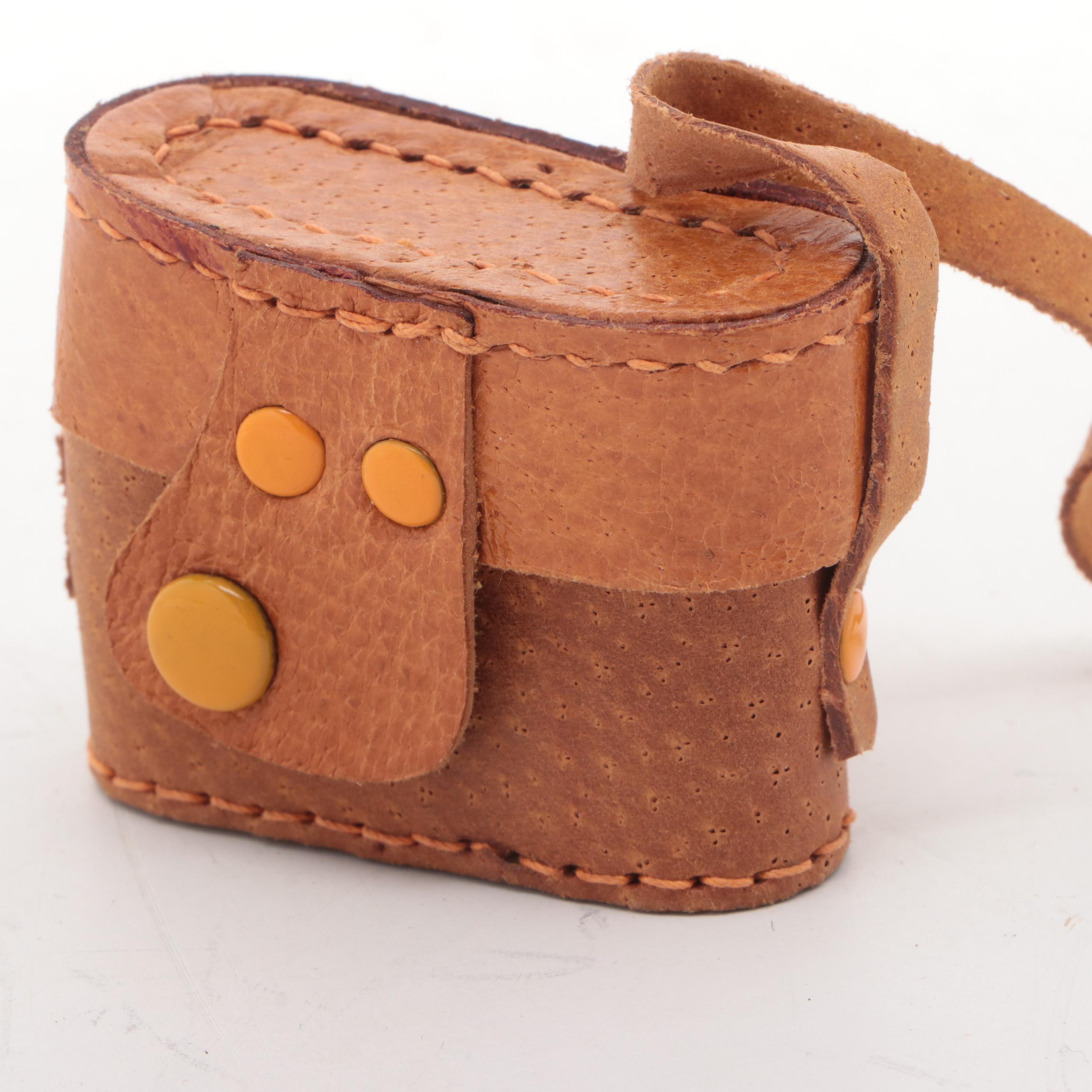 Tougodo Hit Subminiature Camera, Mid-20th Century