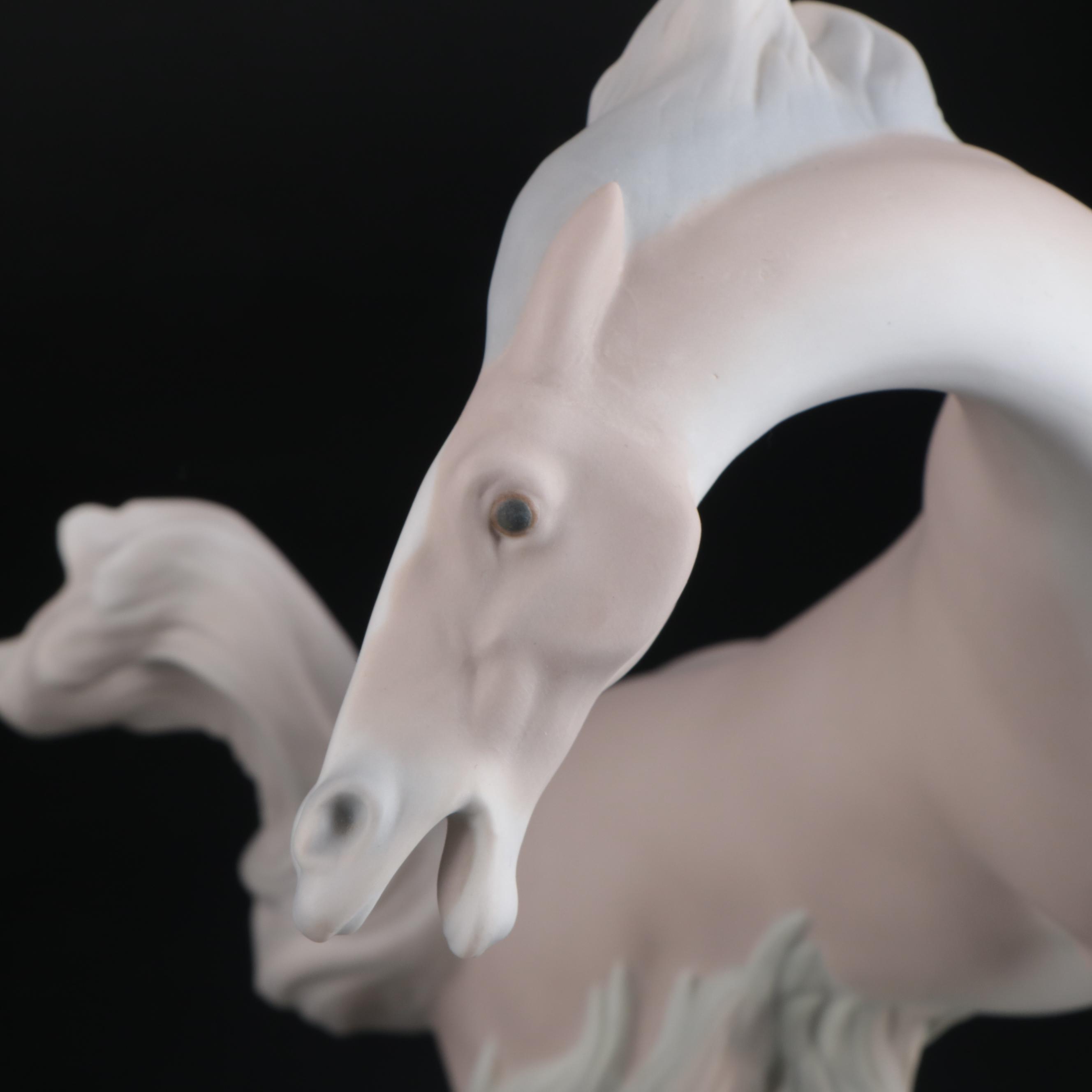 Lladró "Group of Horses" Matte Porcelain Figurine Designed by Fulgencio García
