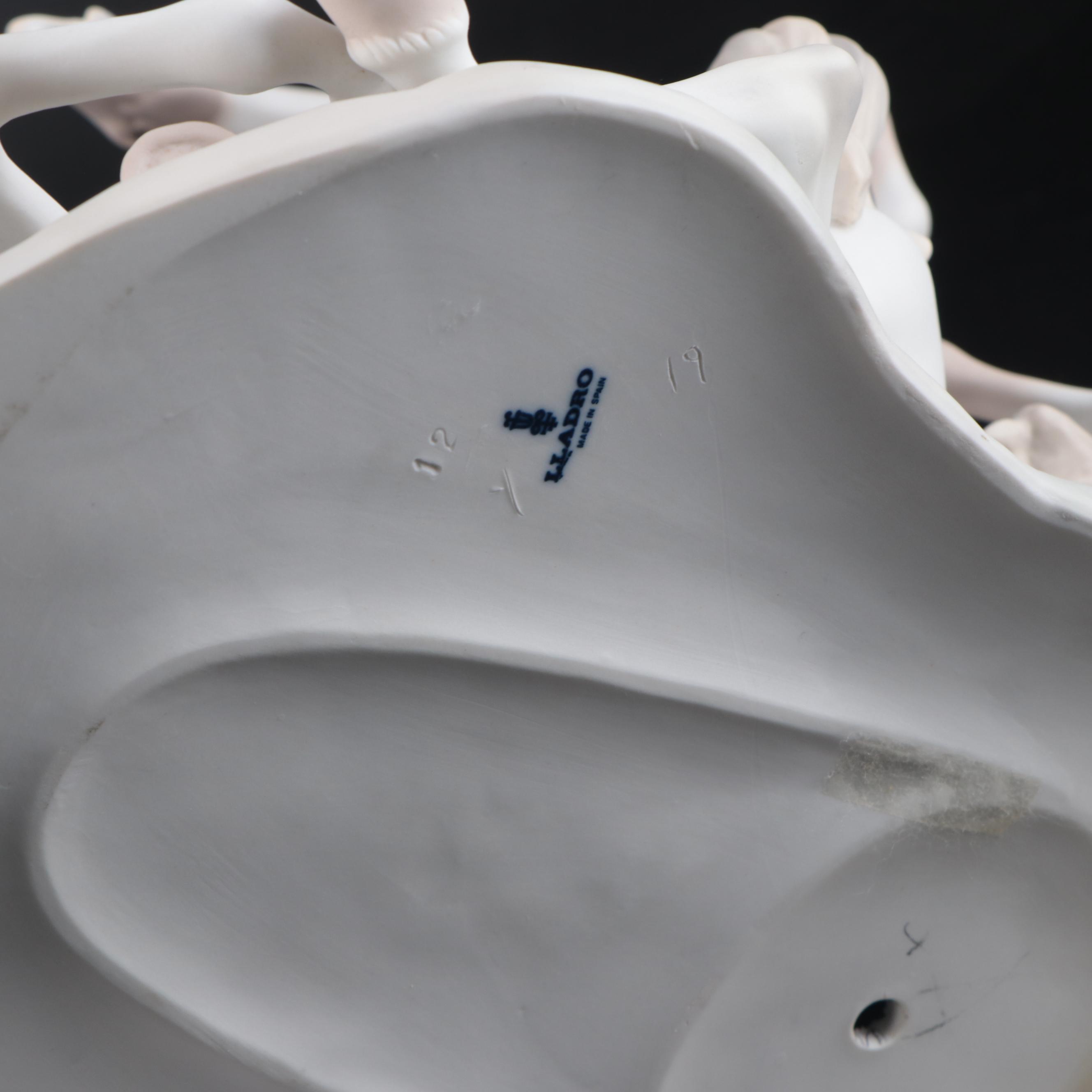 Lladró "Group of Horses" Matte Porcelain Figurine Designed by Fulgencio García