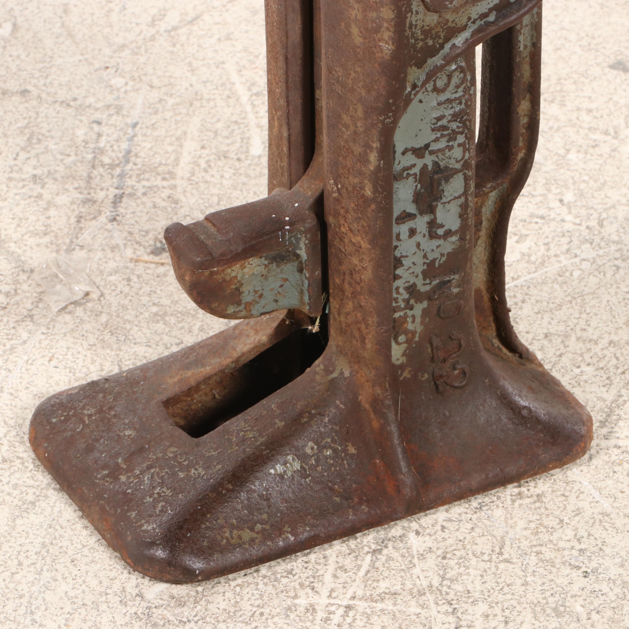 Templeton, Kenly, & Co. Simplex Railroad Ratchet Jack, Early 20th Century
