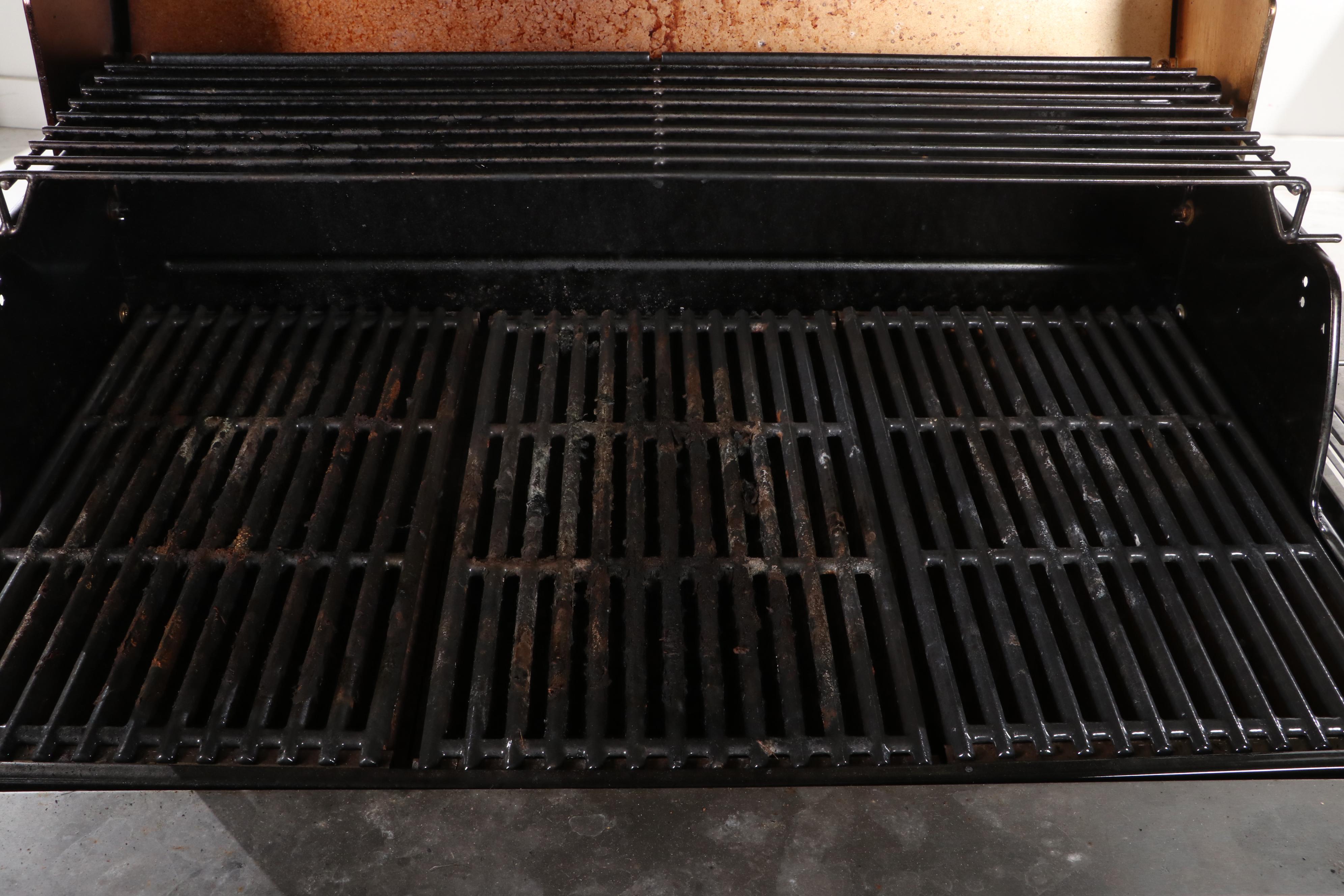 Char-Broil "Commercial Series" Stainless Steel Four-Burner Propane and Gas Grill