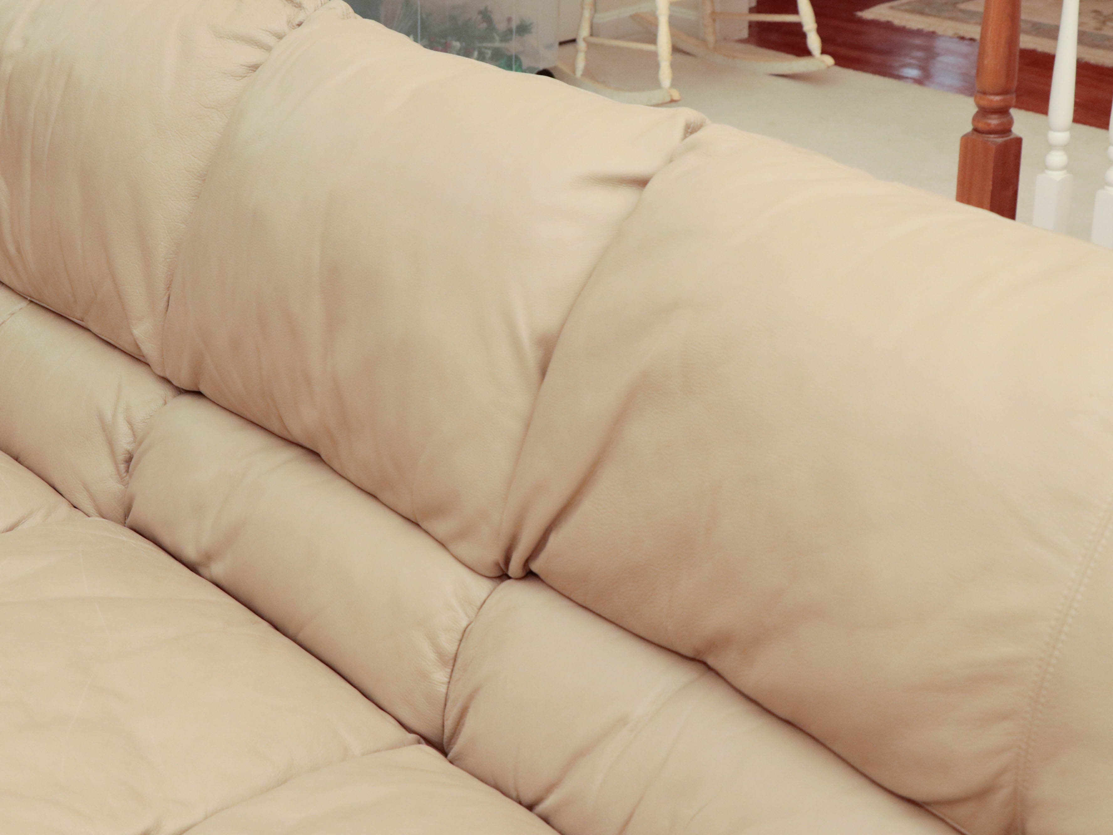 Viewpoint Leather Works Leather Sofa, Late 20th Century