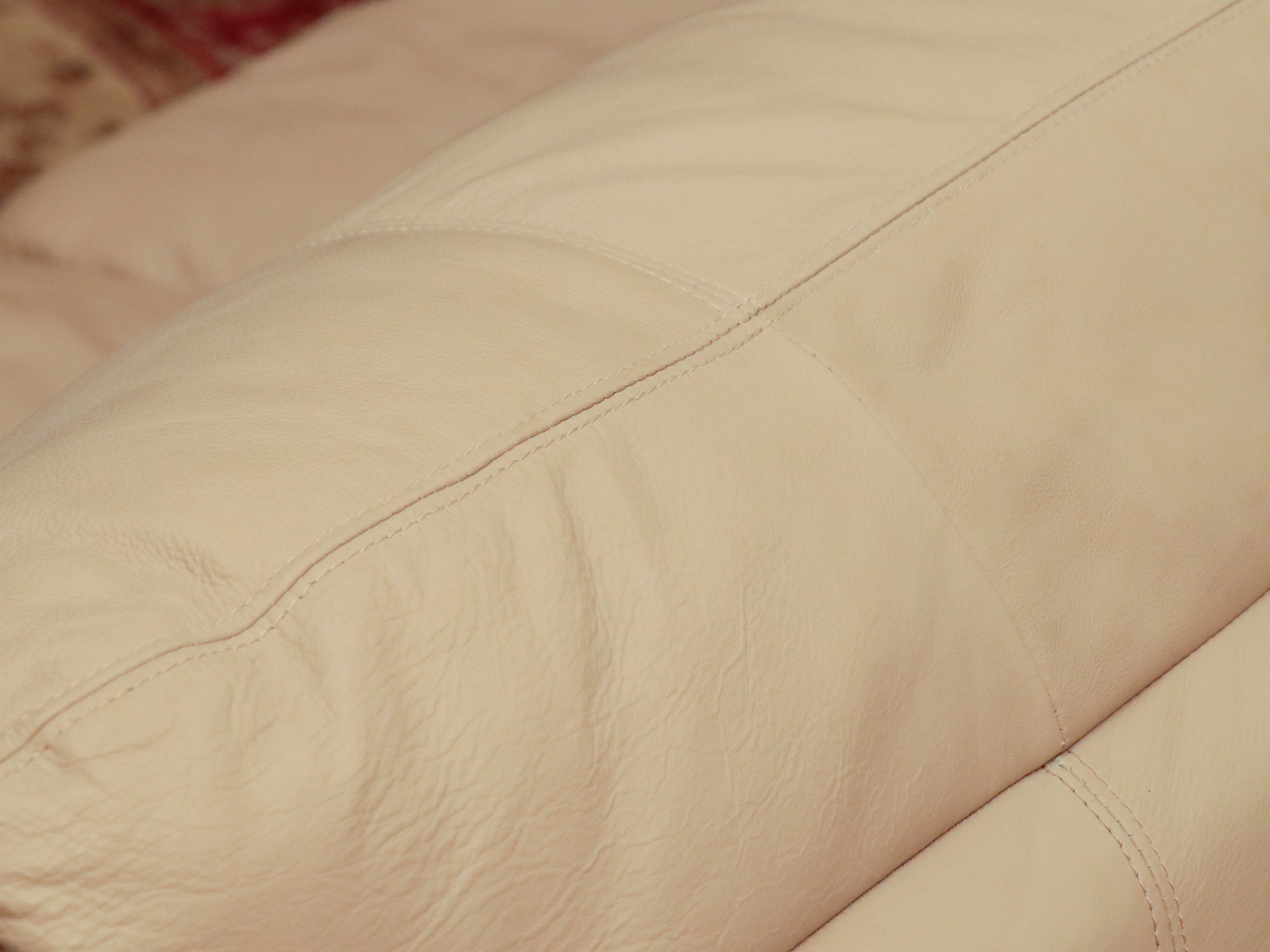 Viewpoint Leather Works Leather Sofa, Late 20th Century