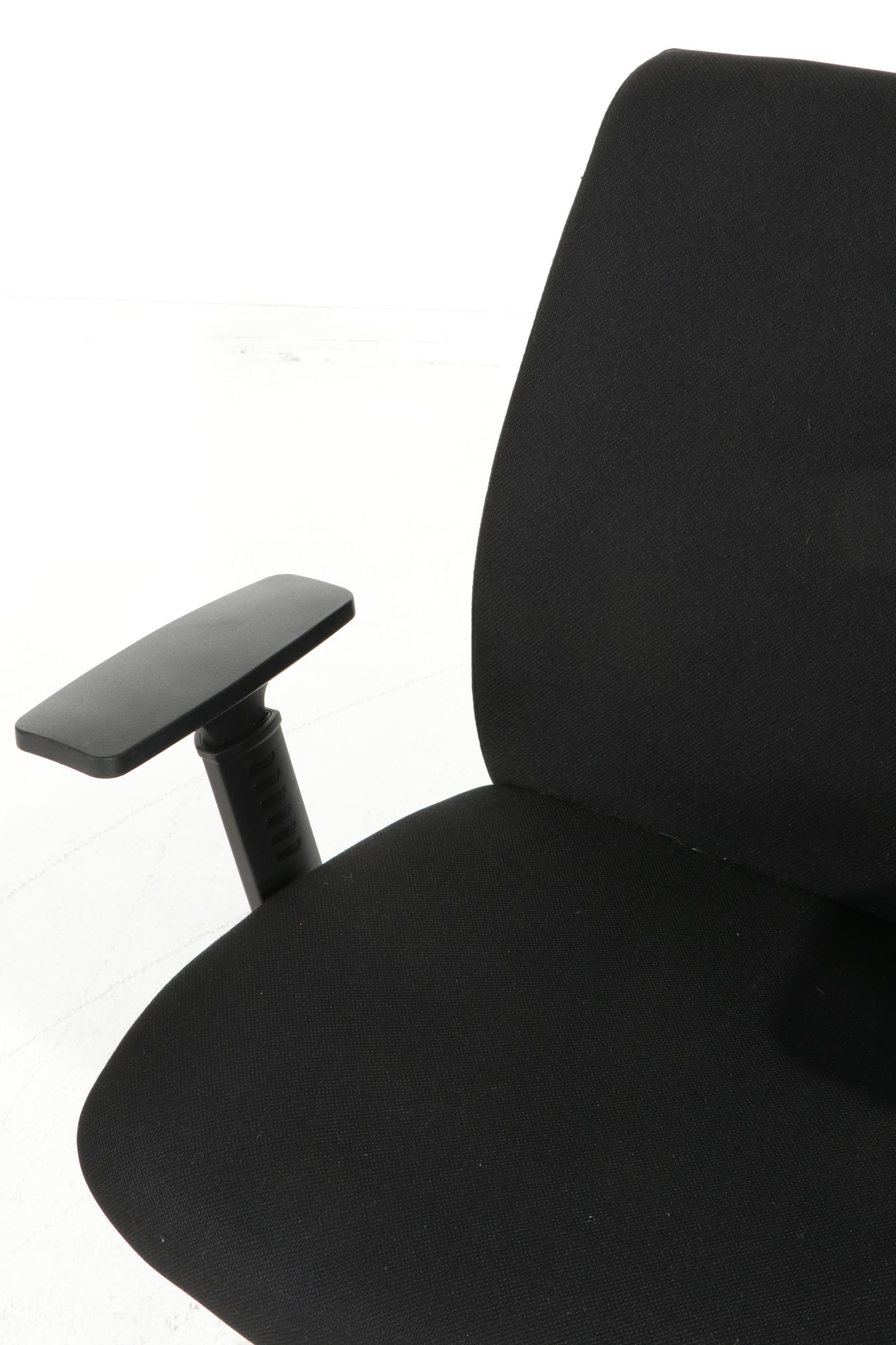 Staples "Parsall" Adjustable-Height Fabric Upholstered Stool