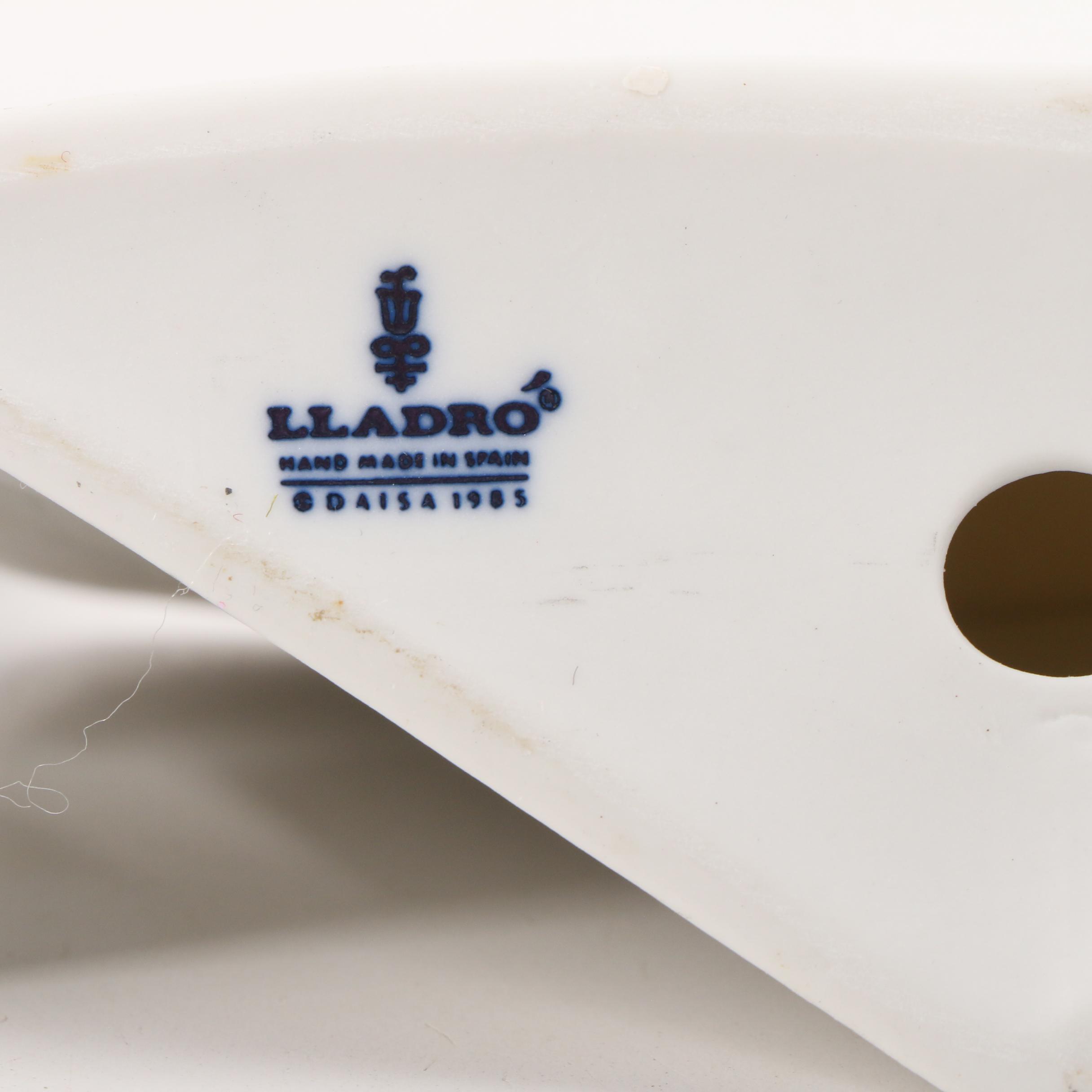 Lladró Porcelain Figurines and Collector's Society Display Sign