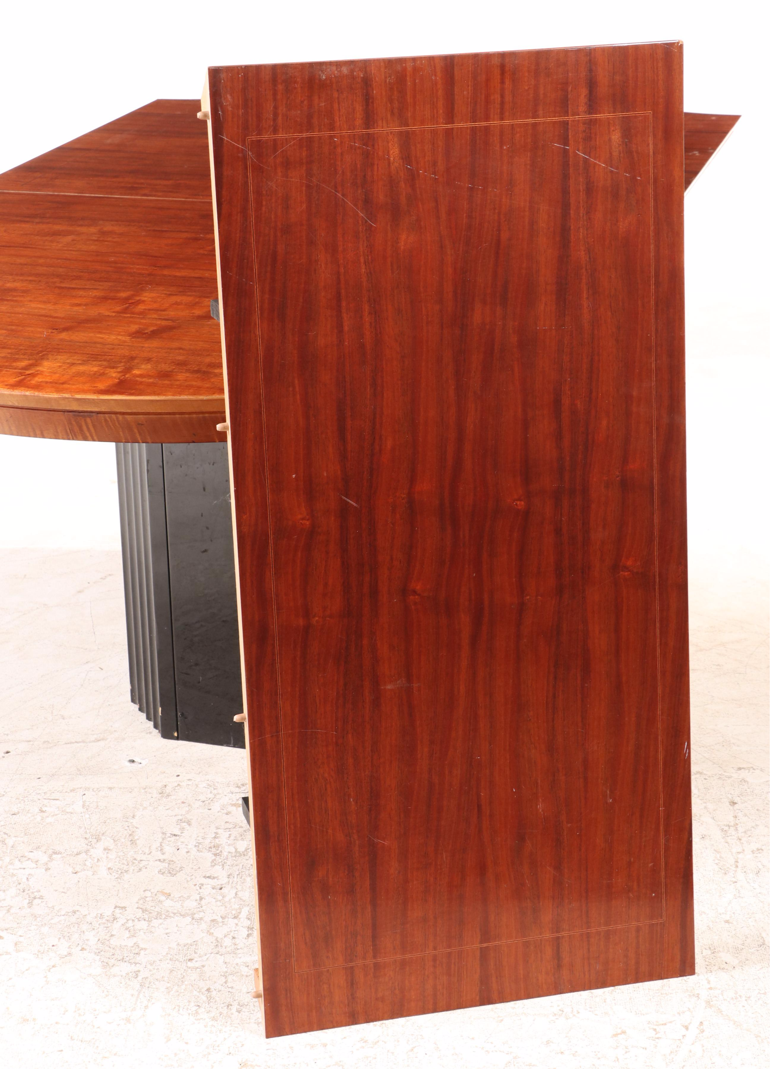 Henredon "Elan Collection" Koa Wood and Black-Lacquered Pedestal Dining Table