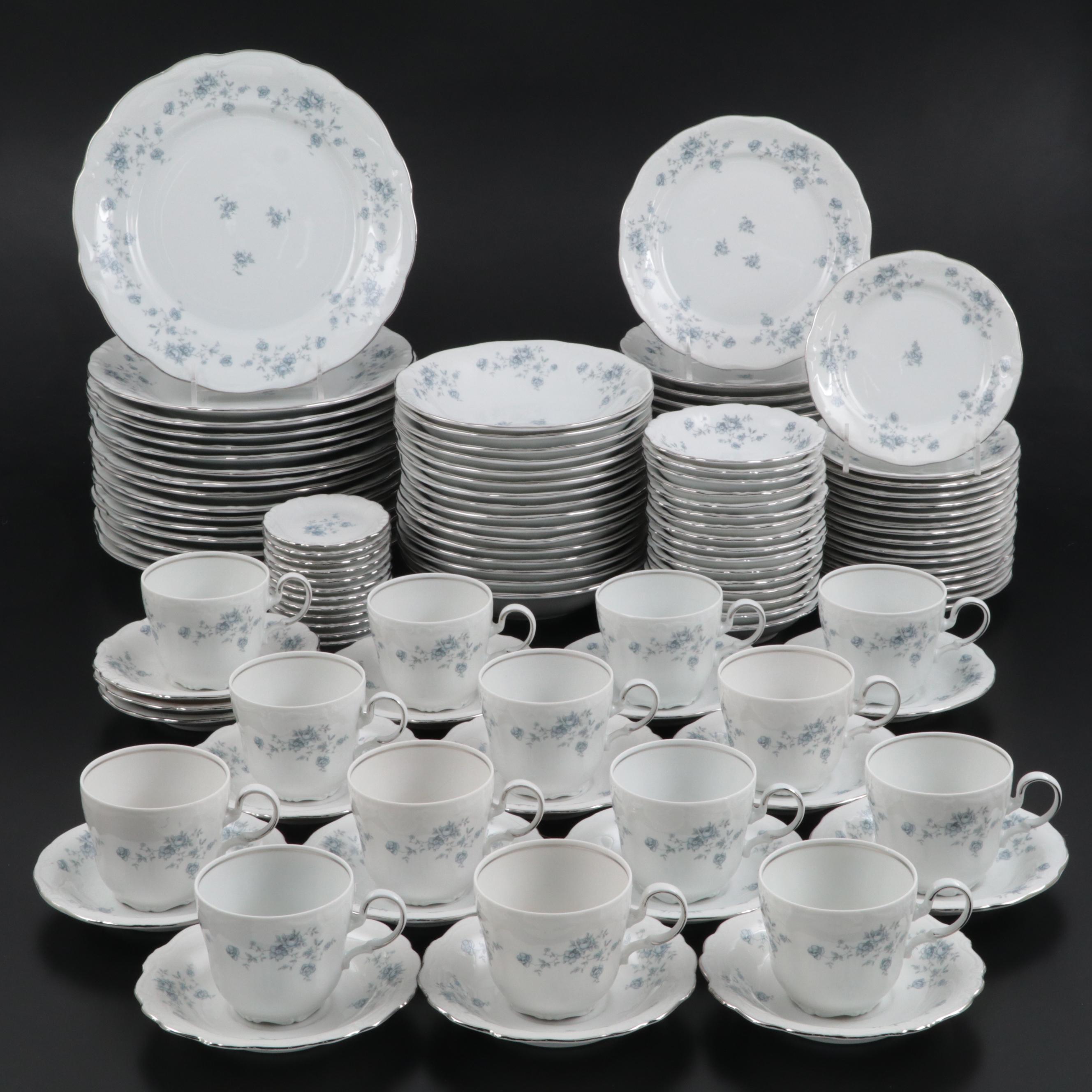 Johann Haviland "Blue Garland" Porcelain Dinnerware, Mid to Late 20th Century