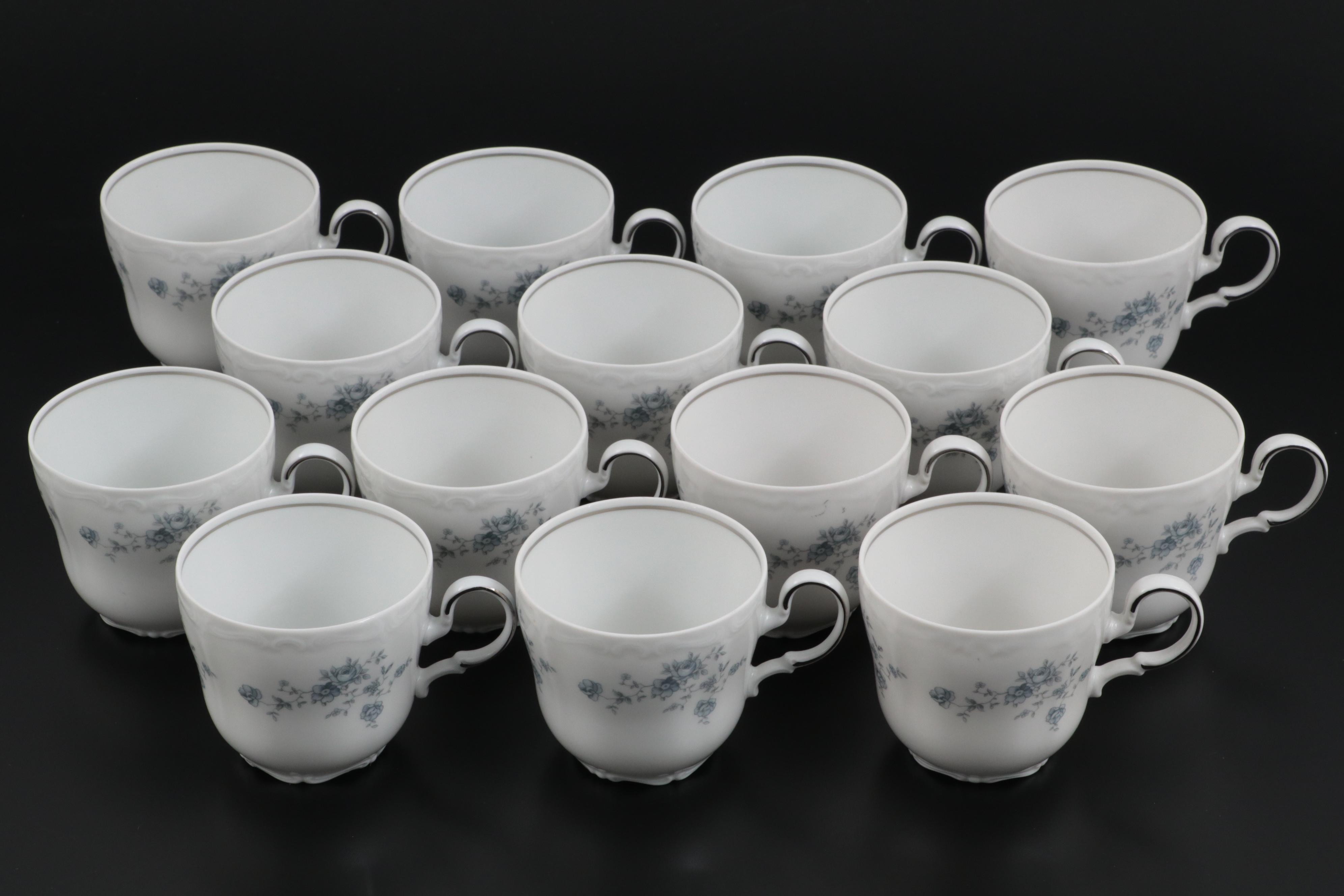 Johann Haviland "Blue Garland" Porcelain Dinnerware, Mid to Late 20th Century