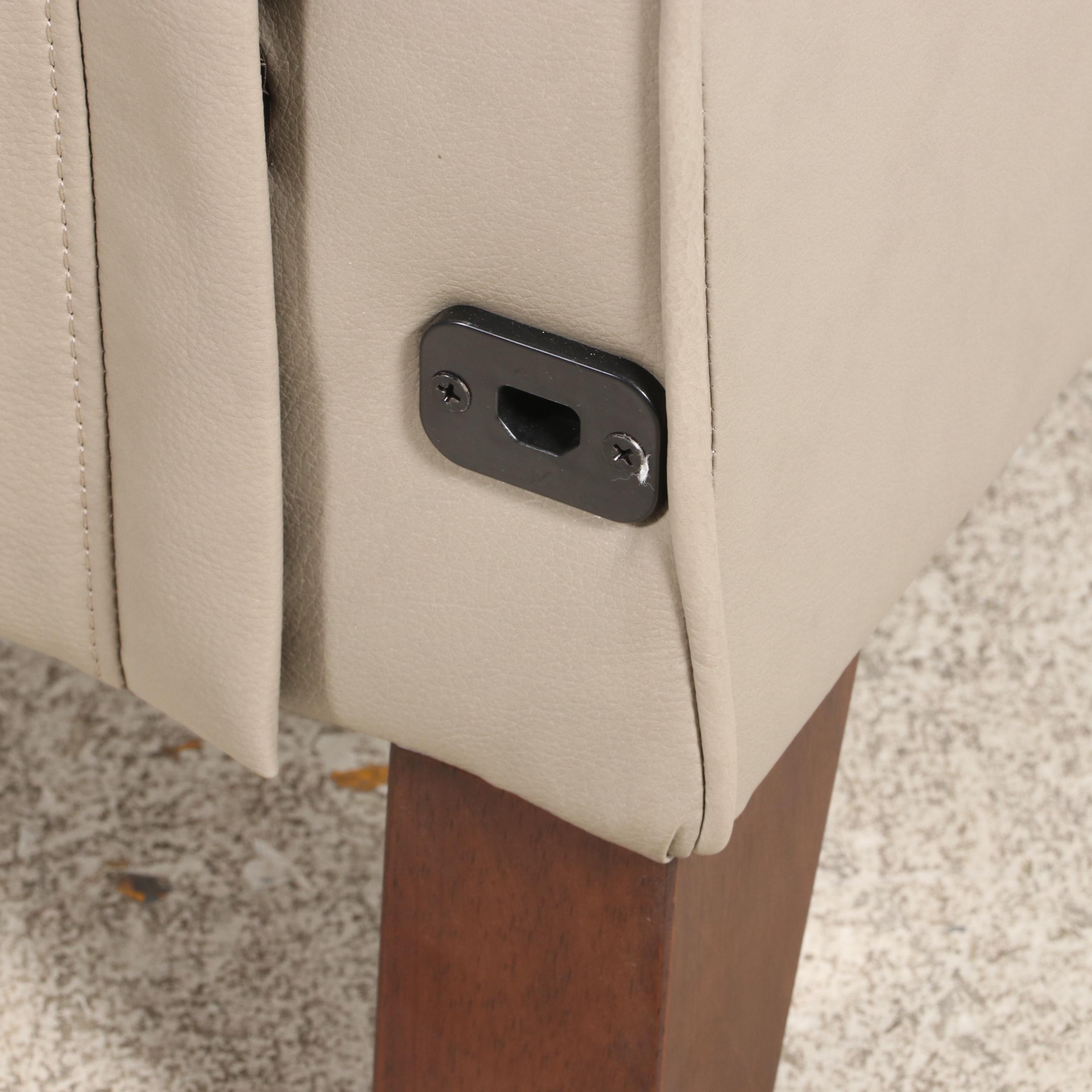 Synergy Home Furnishings "Jackston" Leather Power Recliner with Power Headrest