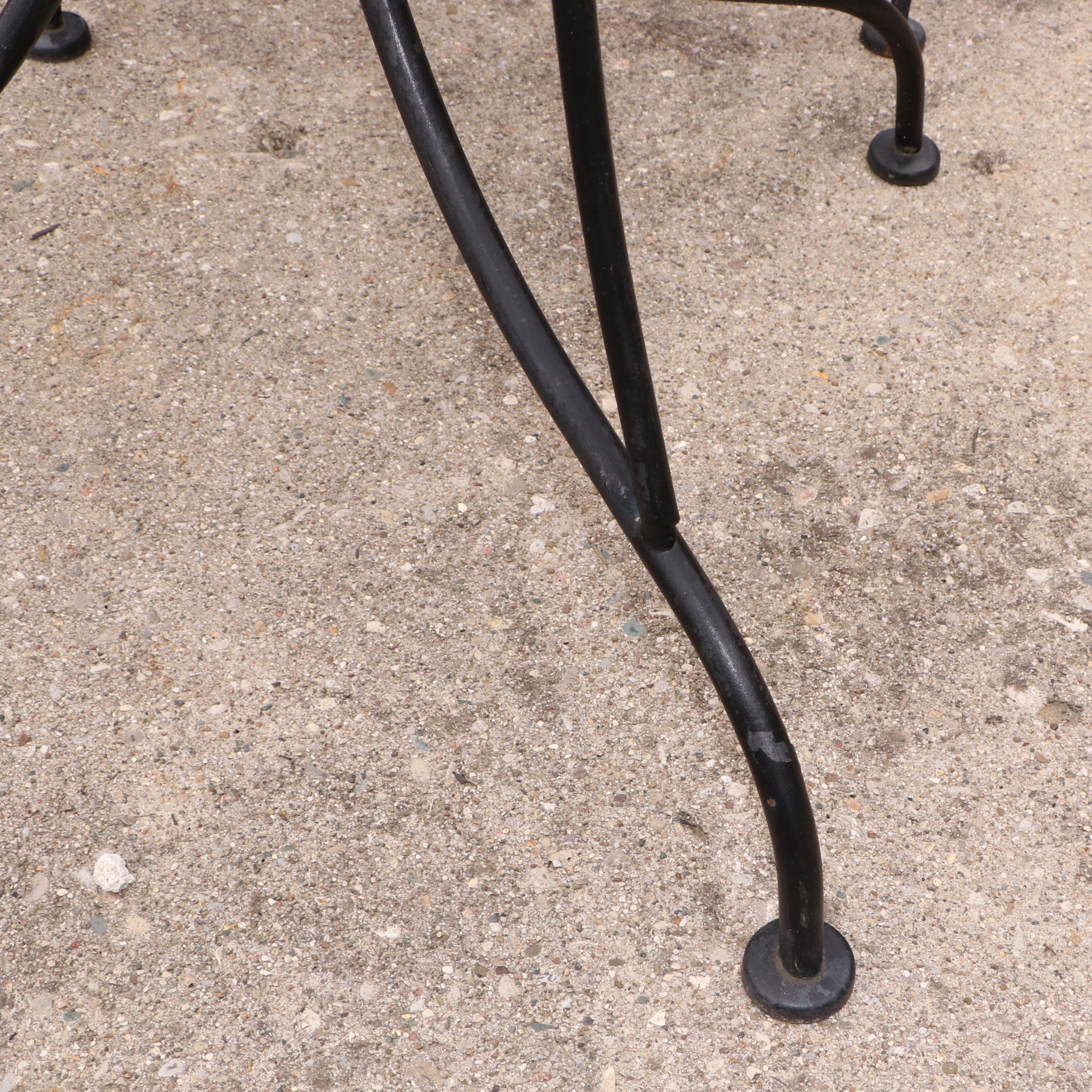 Iron Mesh Patio Dining Set with Two Rocker Chairs