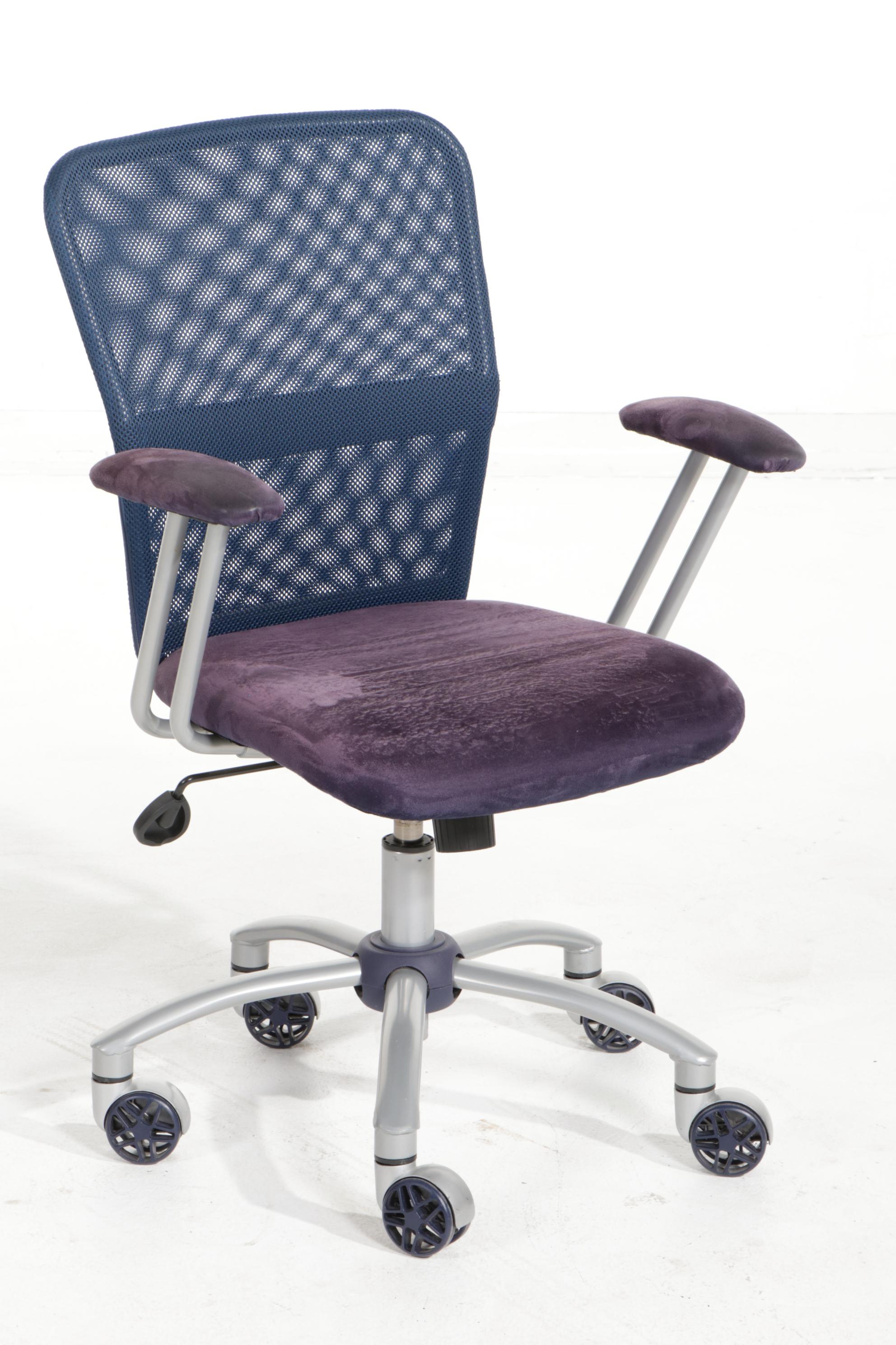 Studio RTA "Futura LS" Glass Top Metal Corner Computer Desk and Office Chair