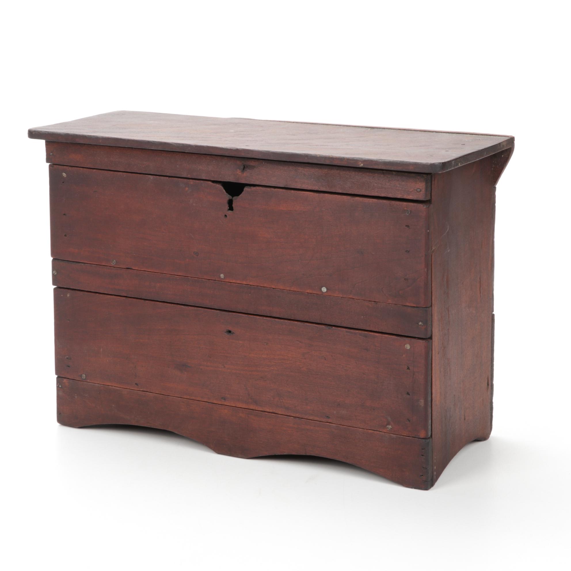 1880 Eagle Burner Brass Oil Lamp, Horn Flasks, Blown Vase and Drawers