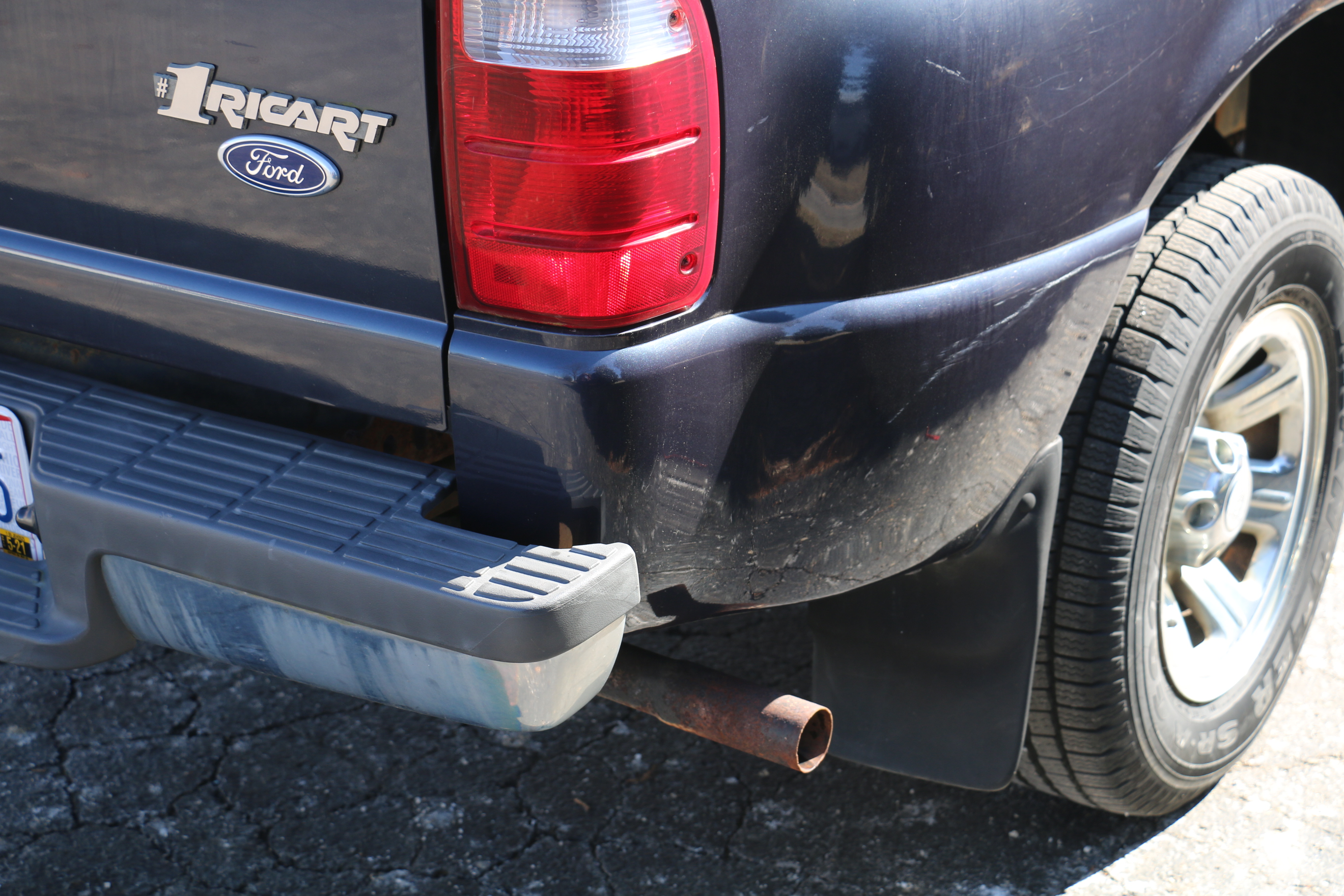 2001 Ford Ranger XLT Stepside Dark Blue Pickup Truck