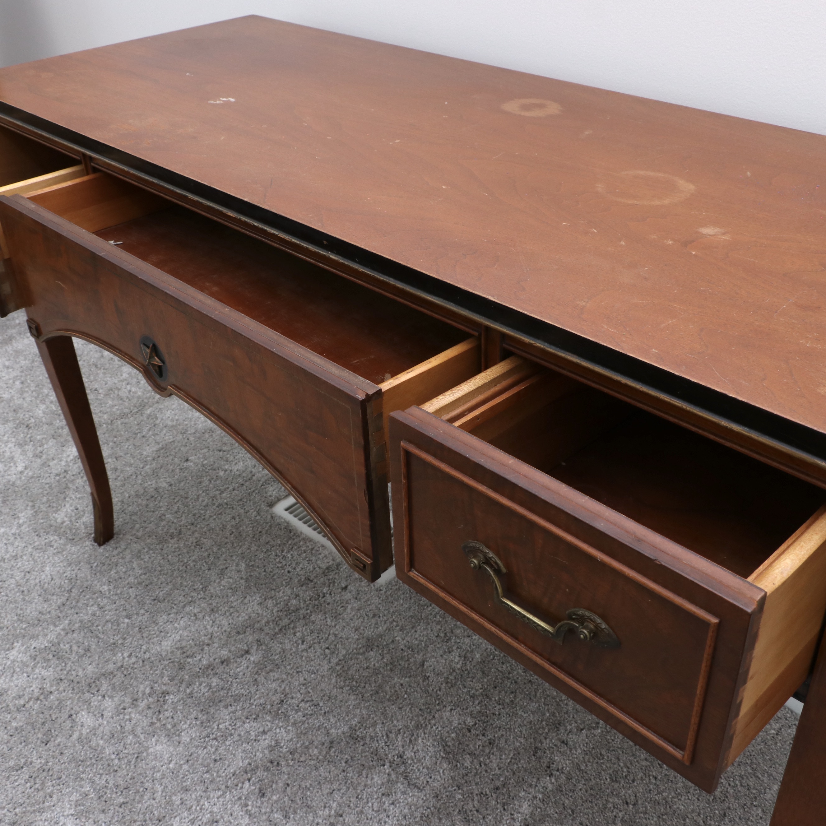 Rway Northern Furniture Inc. Federal Style Vanity, Mirror, Chair and Bench