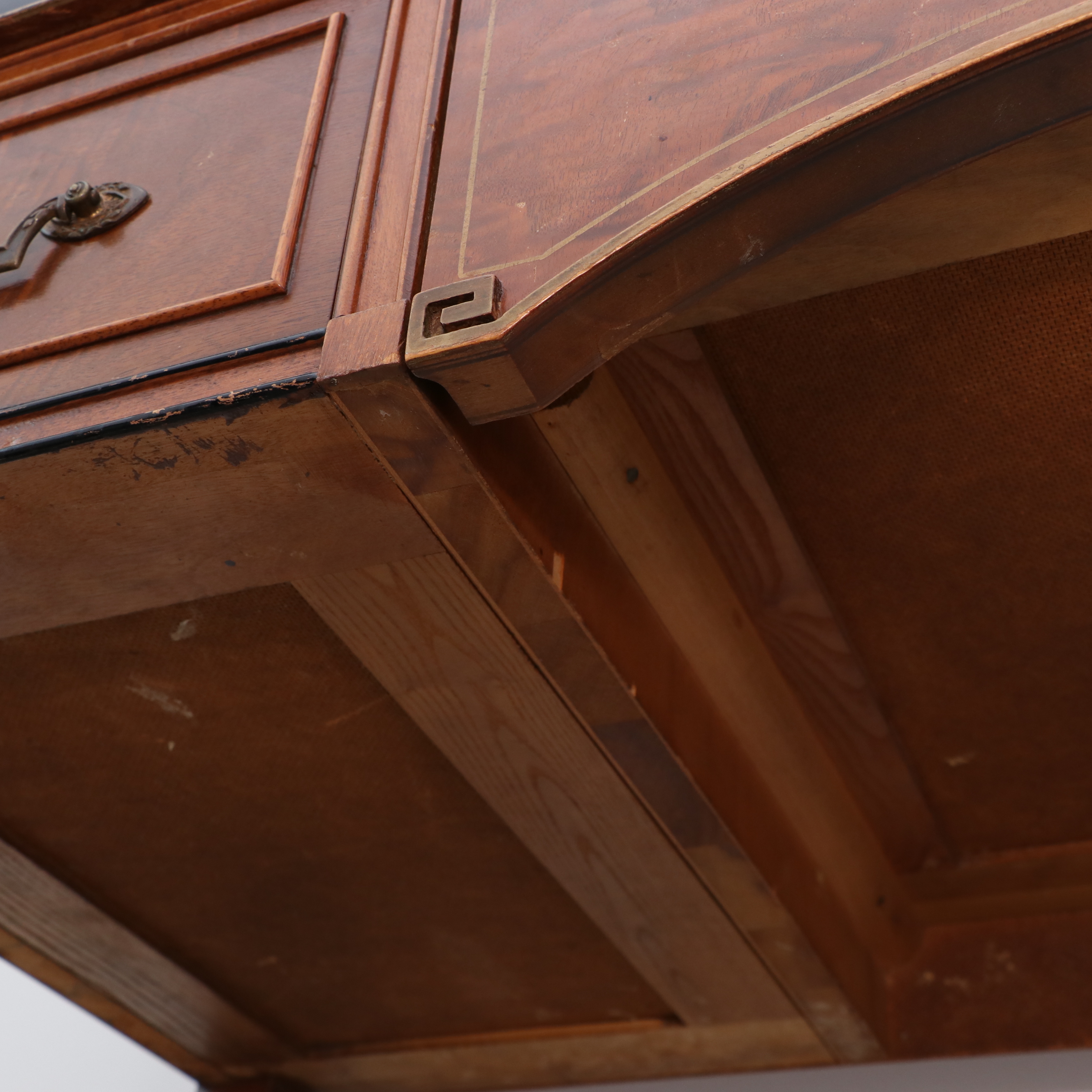 Rway Northern Furniture Inc. Federal Style Vanity, Mirror, Chair and Bench