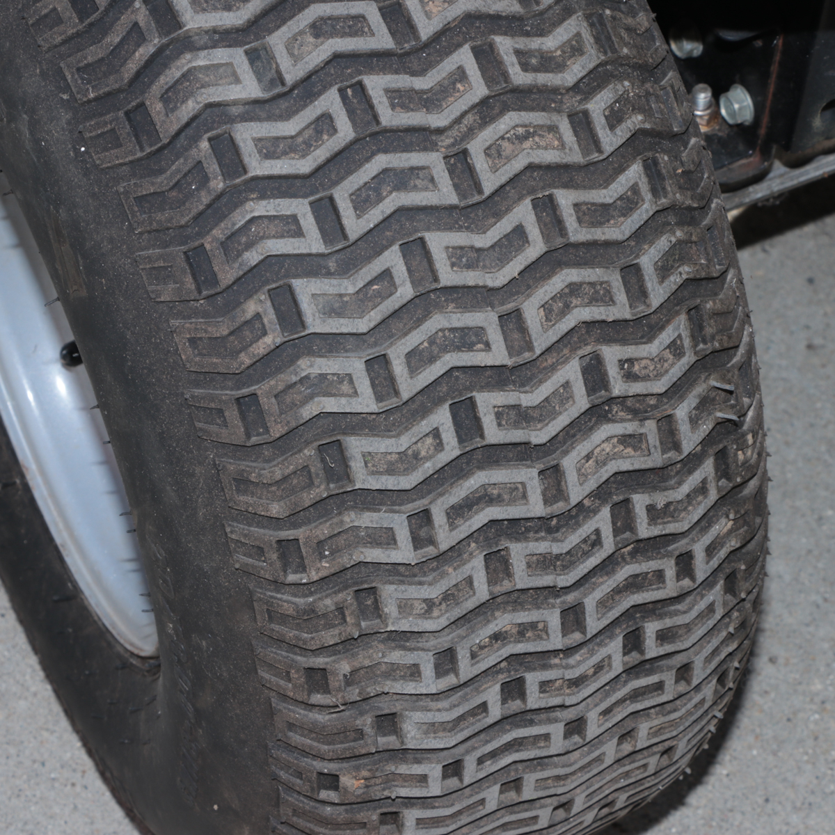 Craftsman T-1100 Riding Lawnmower with Bagger