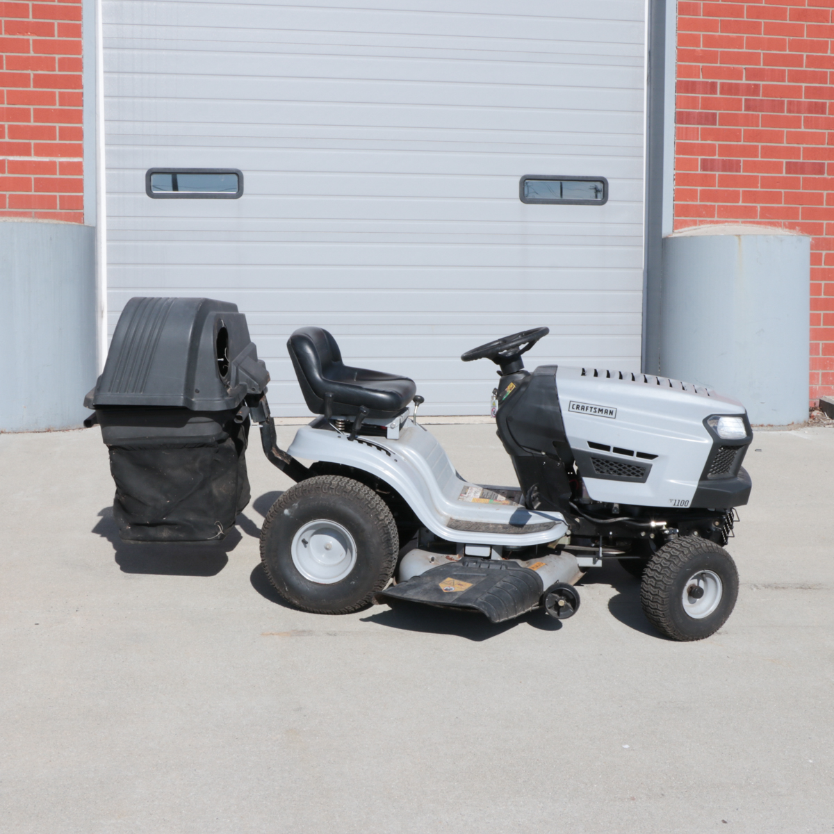 Craftsman T-1100 Riding Lawnmower with Bagger