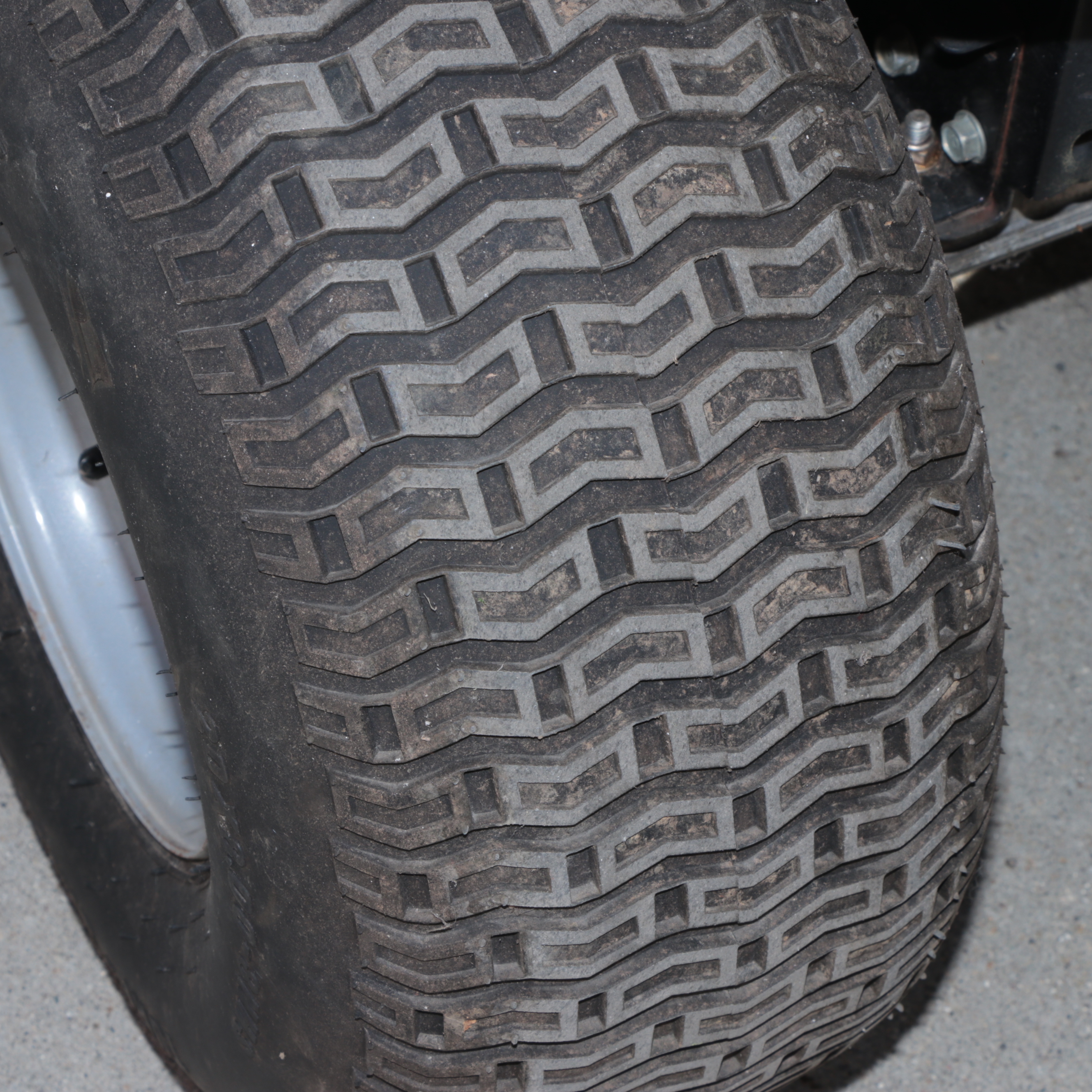 Craftsman T-1100 Riding Lawnmower with Bagger