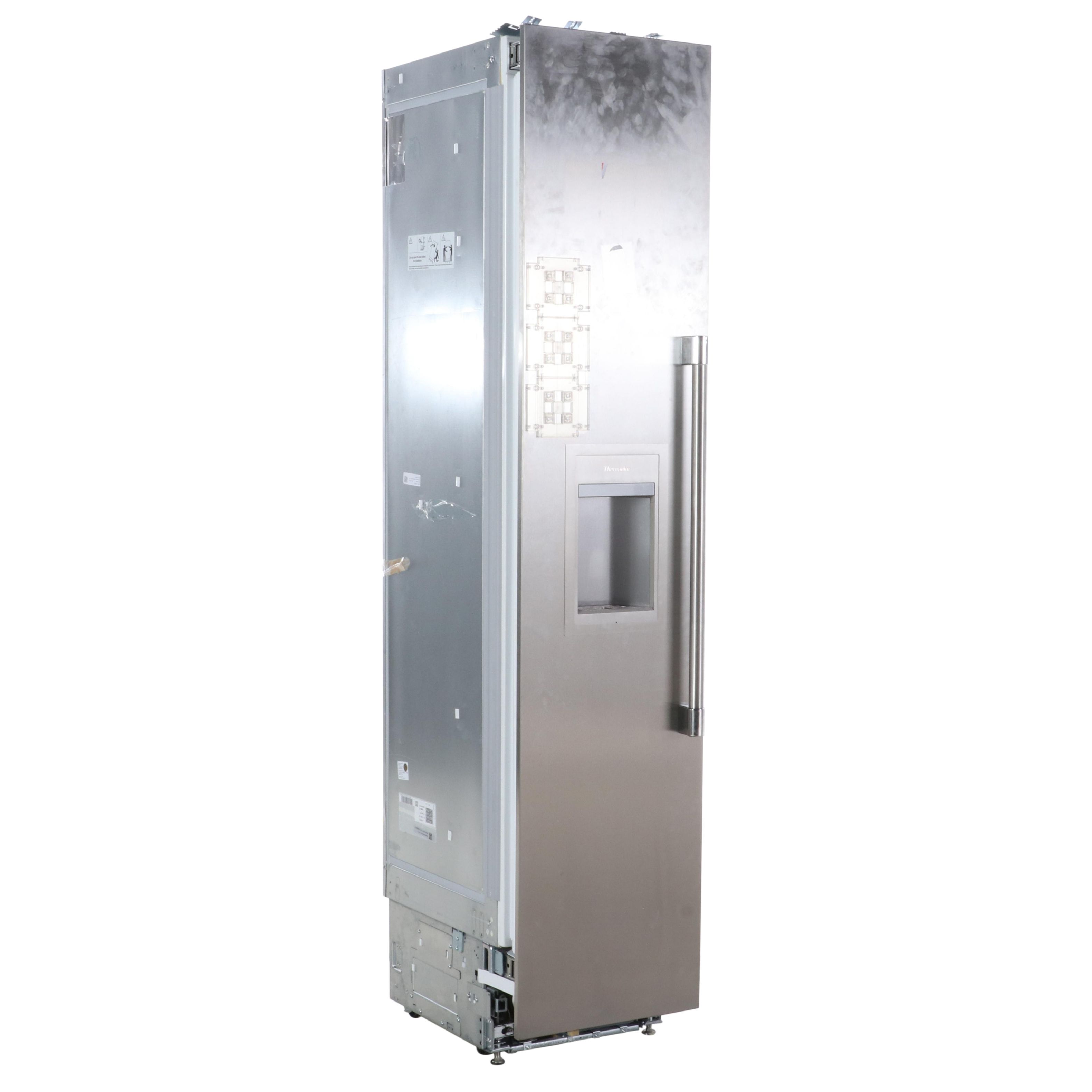 Thermador 18" Built-In Column Freezer with Ice Maker in Stainless Steel