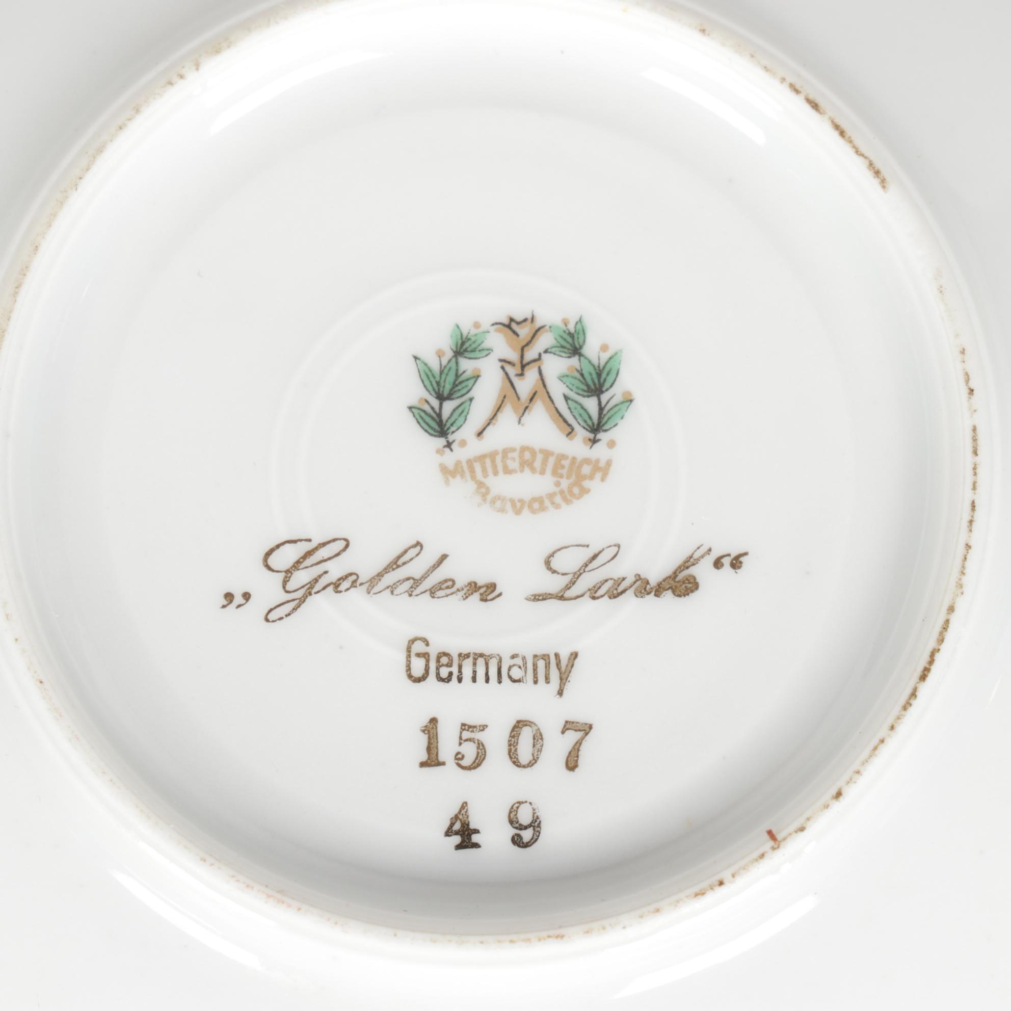 Staffordshire, Haviland, Aynsley, Paragon, and Other Eurpean Porcelain Saucers