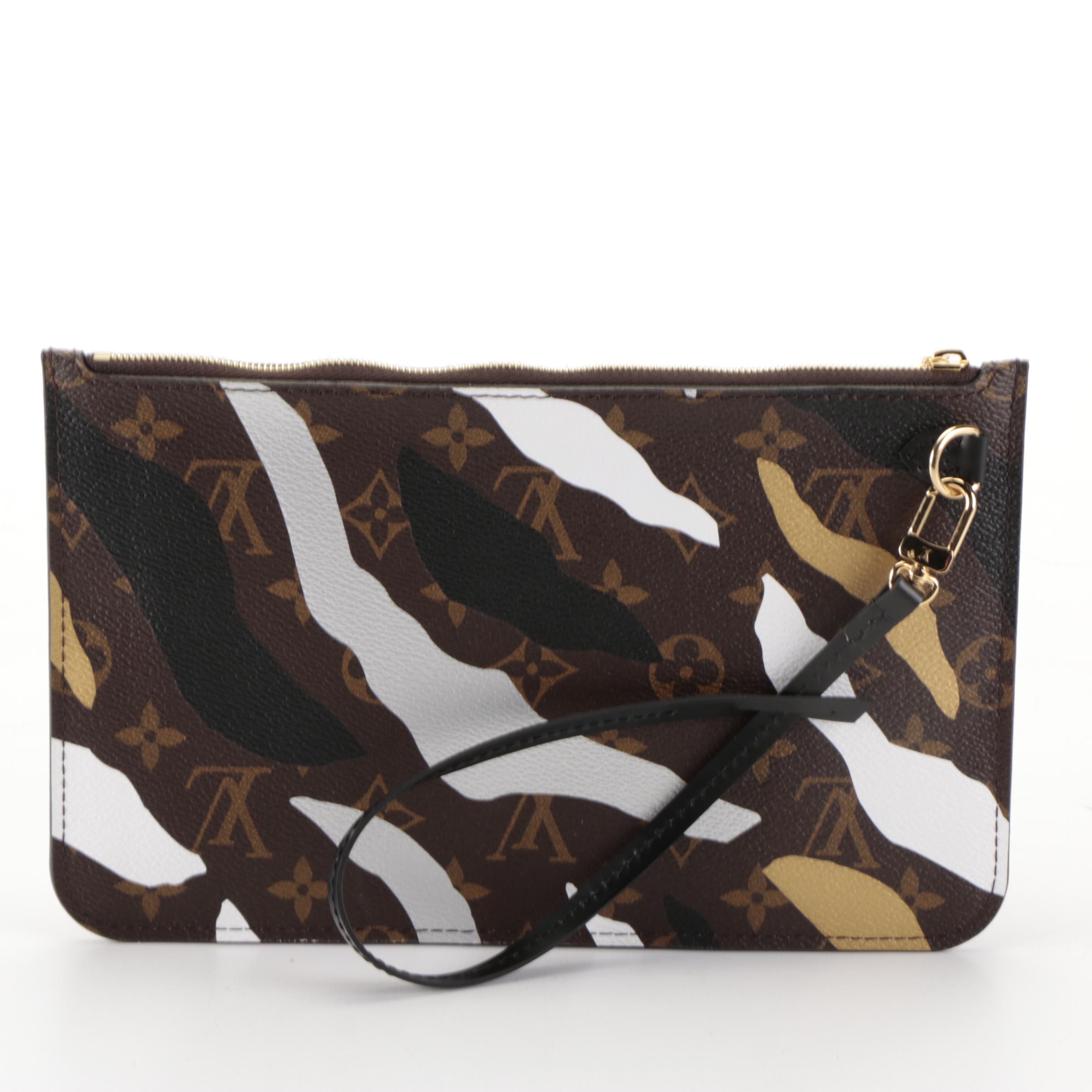 Louis Vuitton Limited Edition Neverfull Pochette in League of Legends Canvas