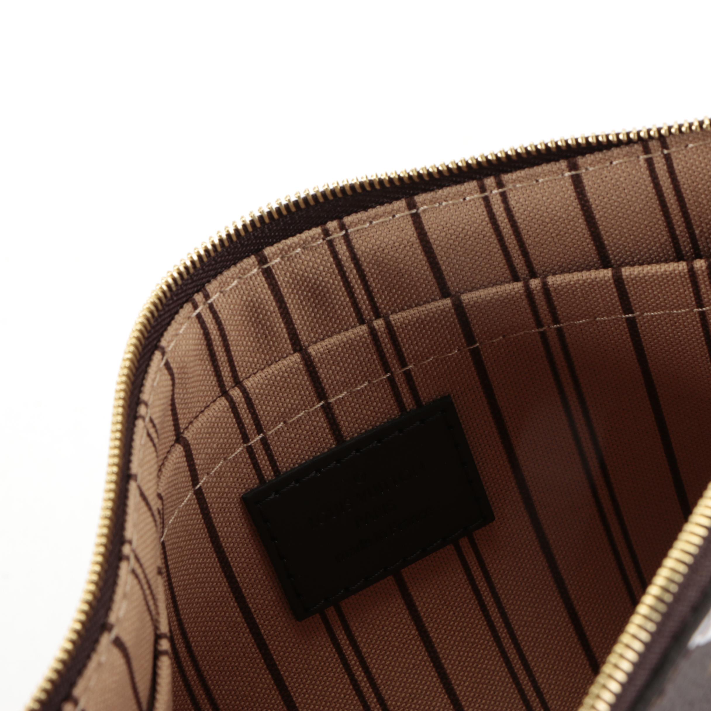 Louis Vuitton Limited Edition Neverfull Pochette in League of Legends Canvas