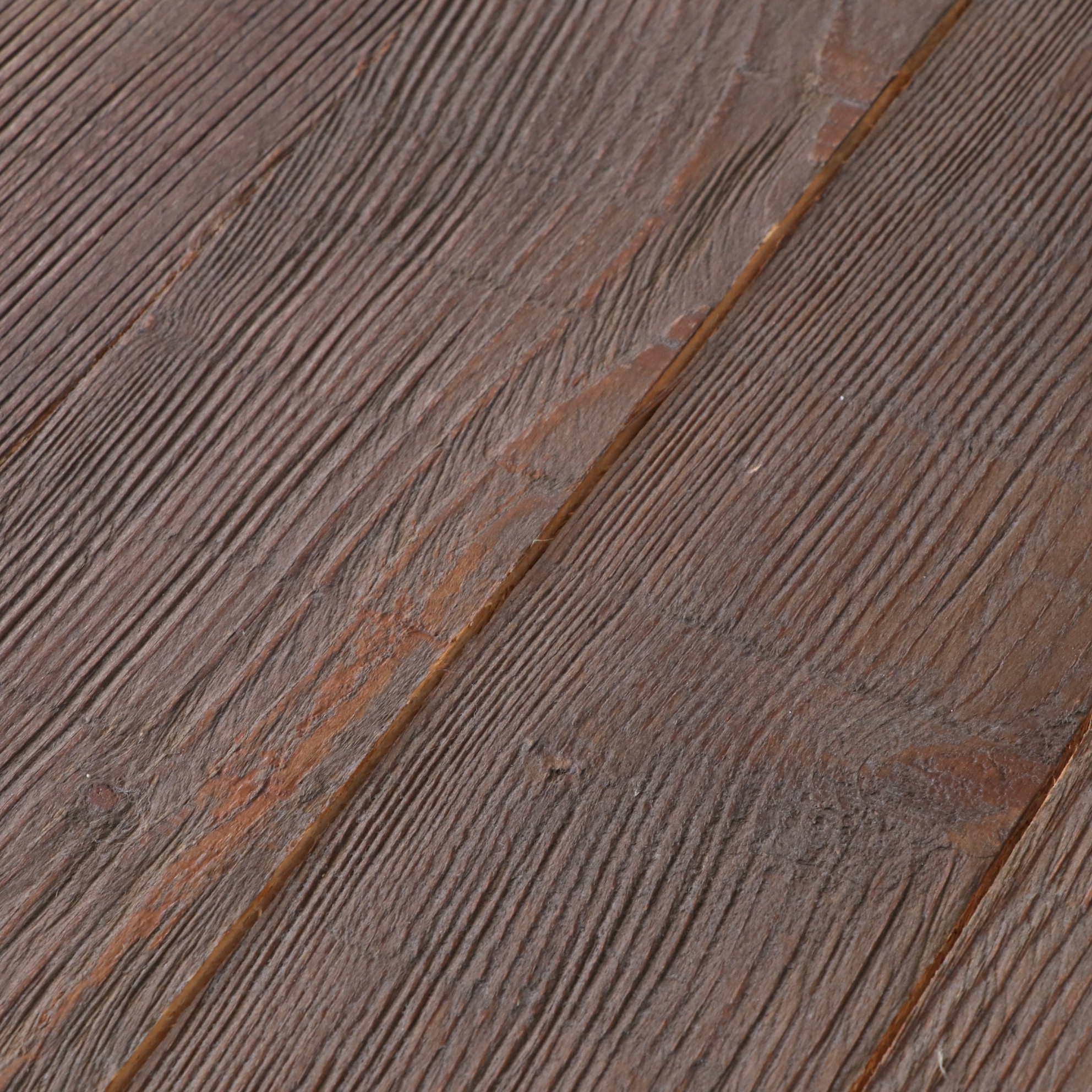 Mandalay Home Furnishings "Louise" Pine Cocktail Table