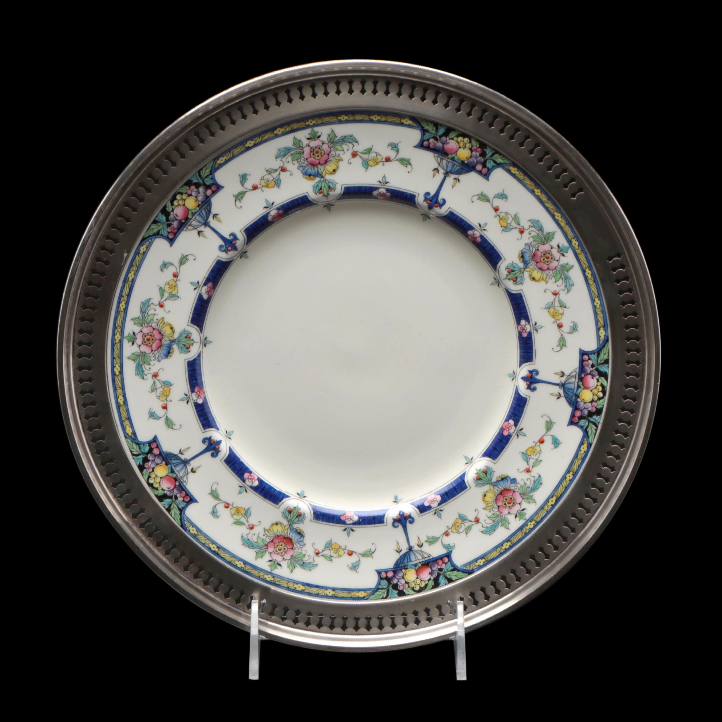 Buffalo MFG Silver Plate and Porcelain Warming Dish with Royal Worchester Plate