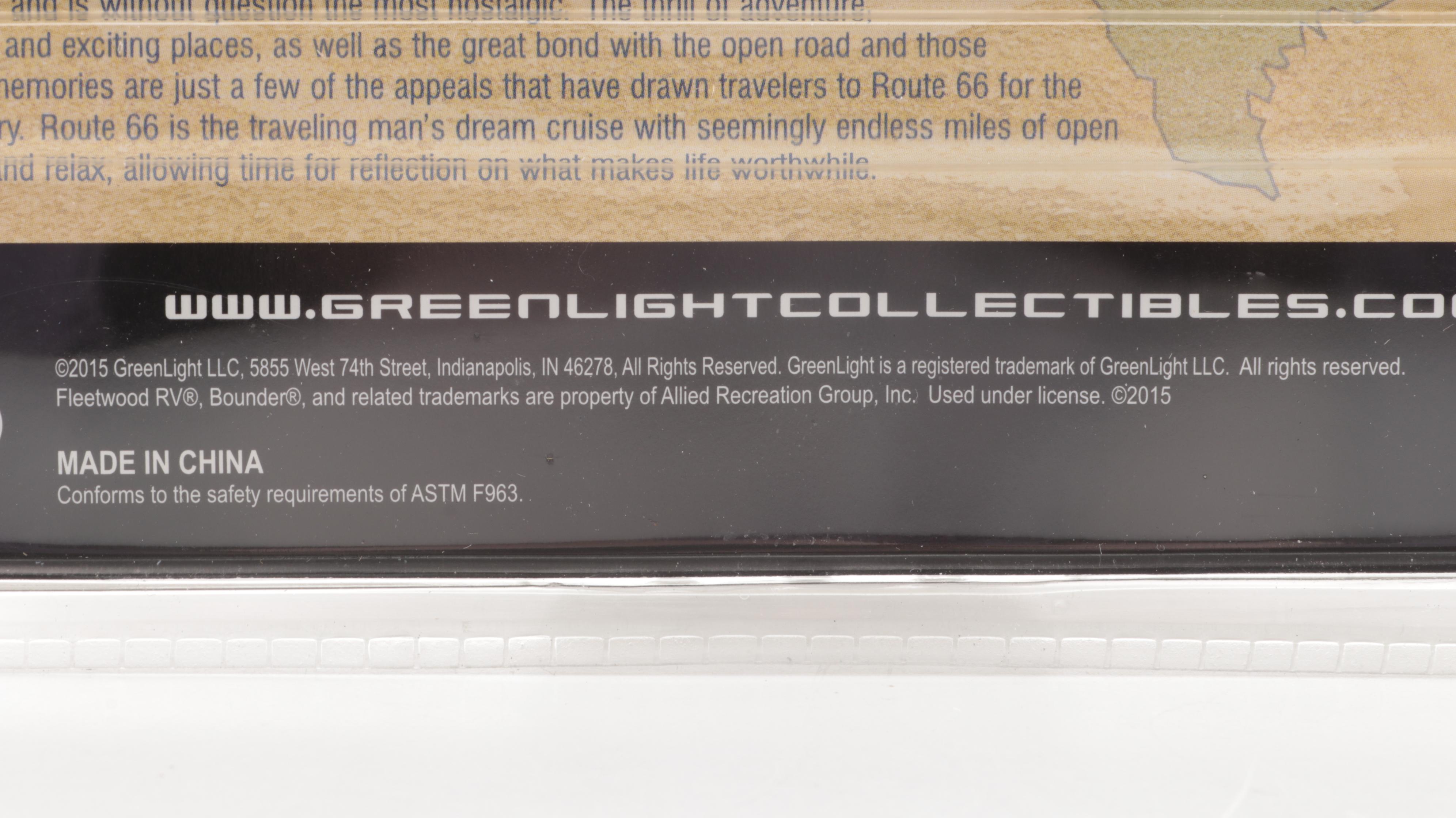 Greenlight Route 66 Fleetwood Bounder RV Diecast Models