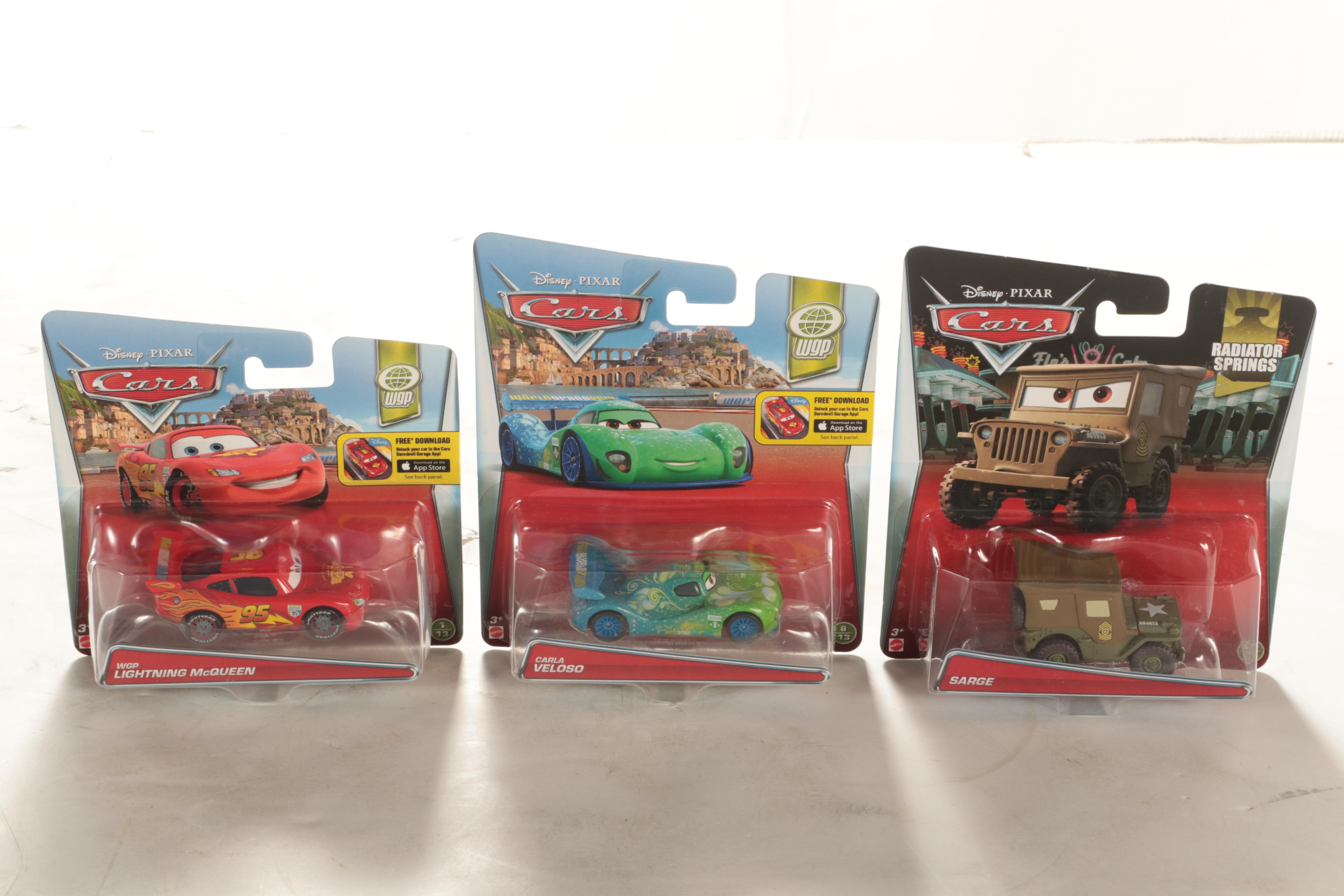 Mattel "Cars" Movie 1:64 Scale Cars and Sarge's Surplus Hut Diorama