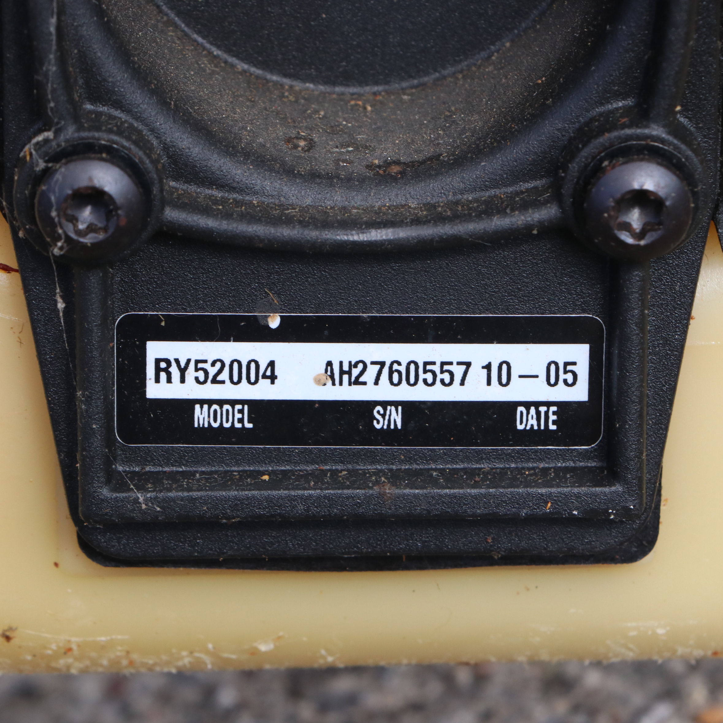 Ryobi Gas Pruner with Expandable Pole TP30