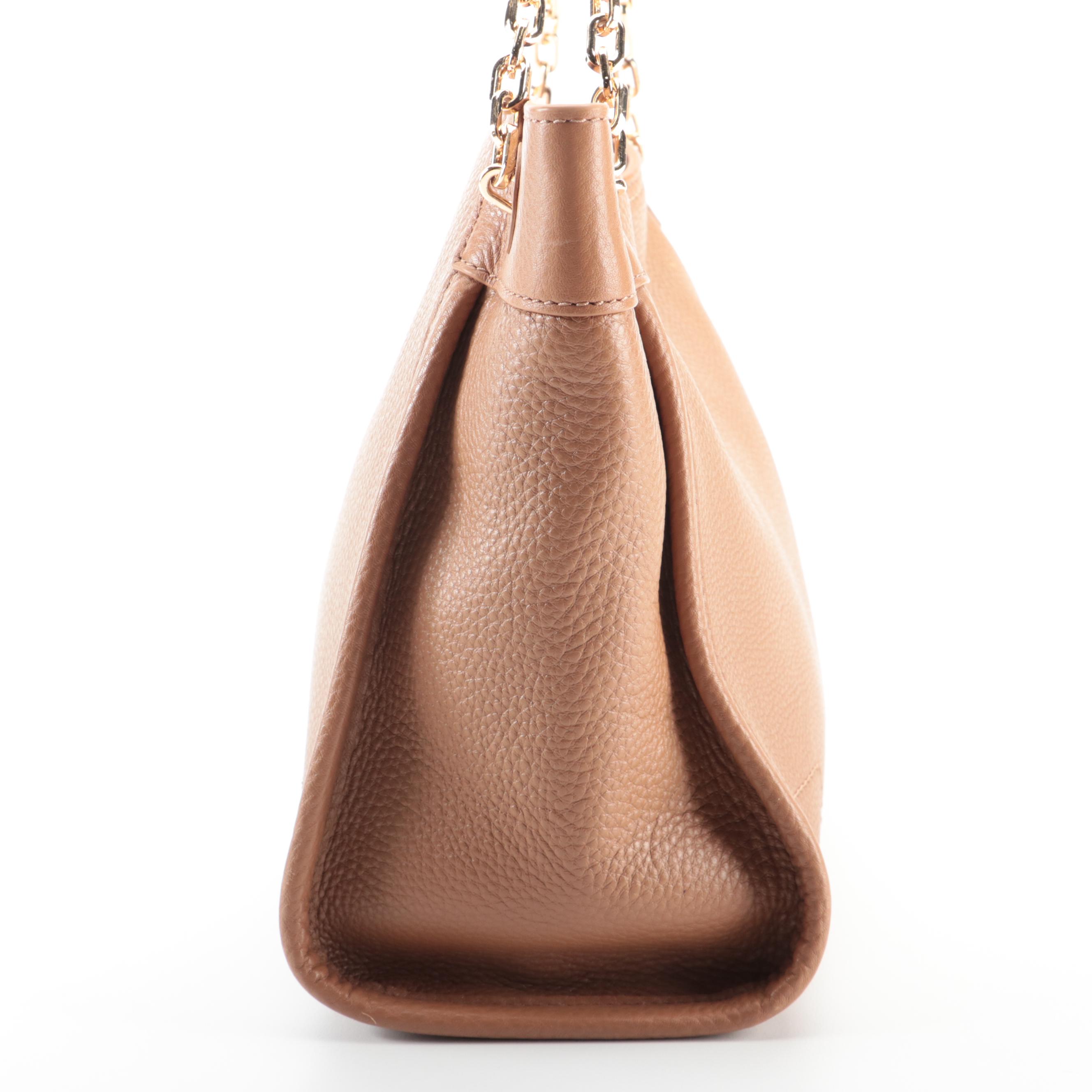 Tory Burch Shoulder Bag in Dark Tan Pebbled Leather