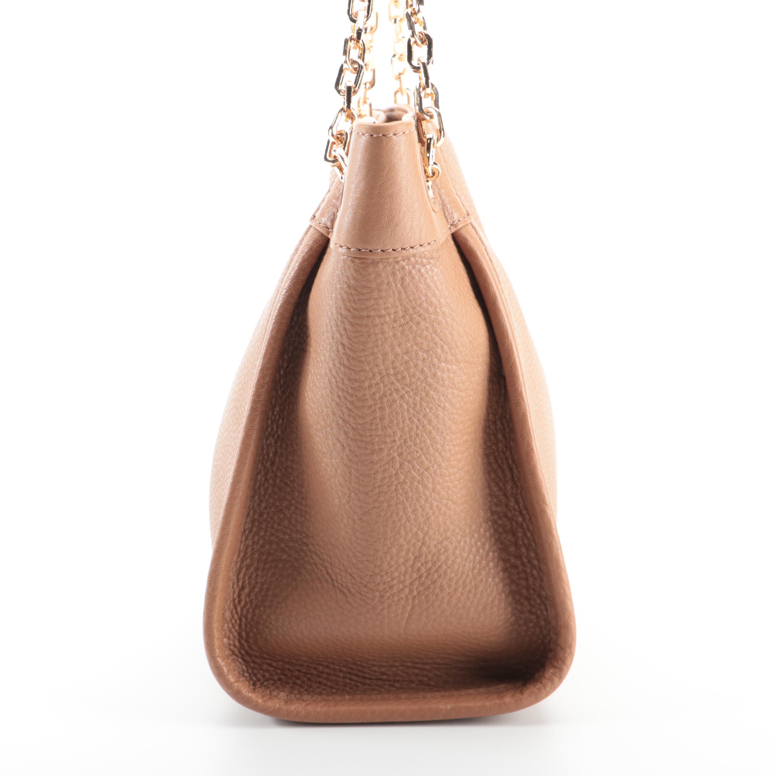 Tory Burch Shoulder Bag in Dark Tan Pebbled Leather
