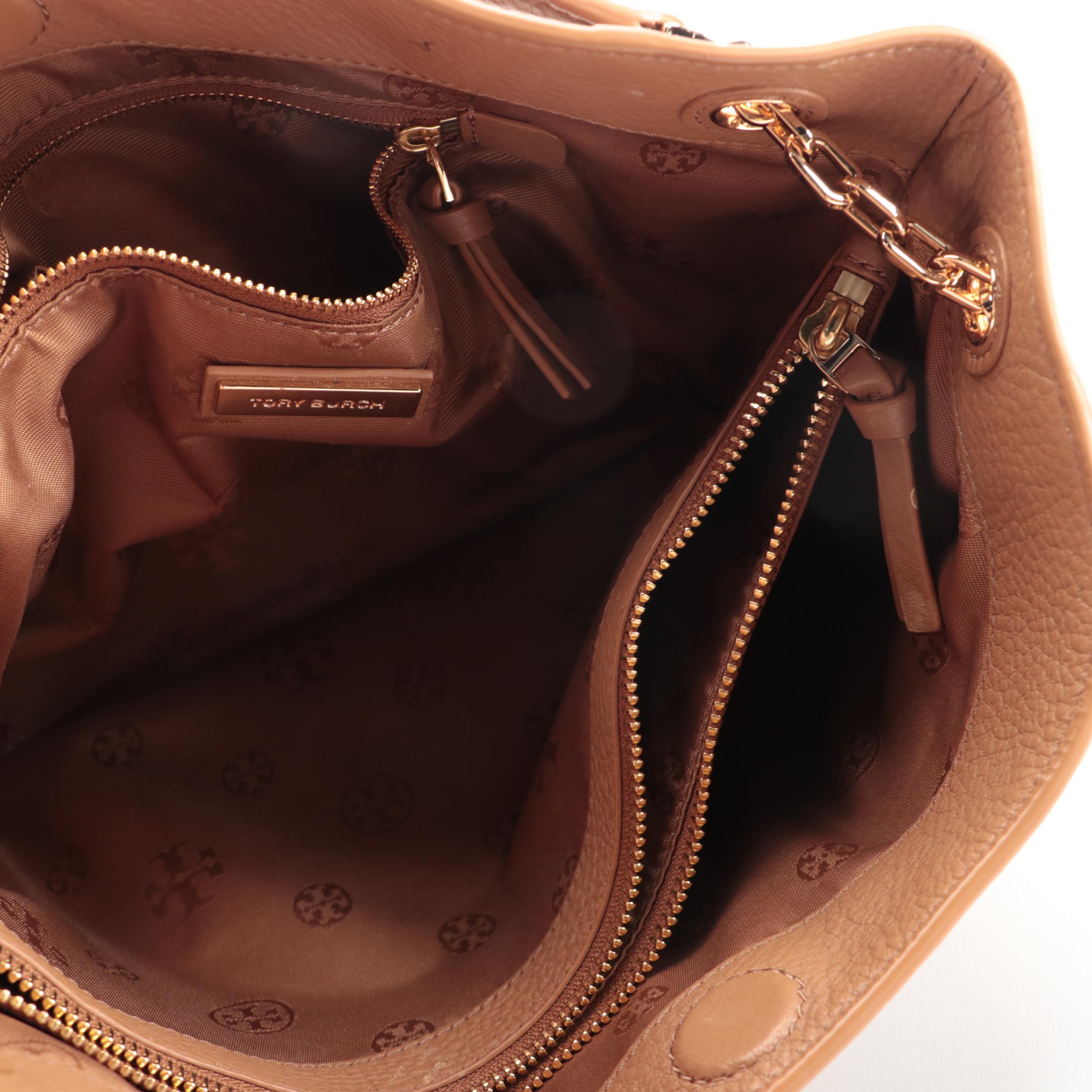 Tory Burch Shoulder Bag in Dark Tan Pebbled Leather