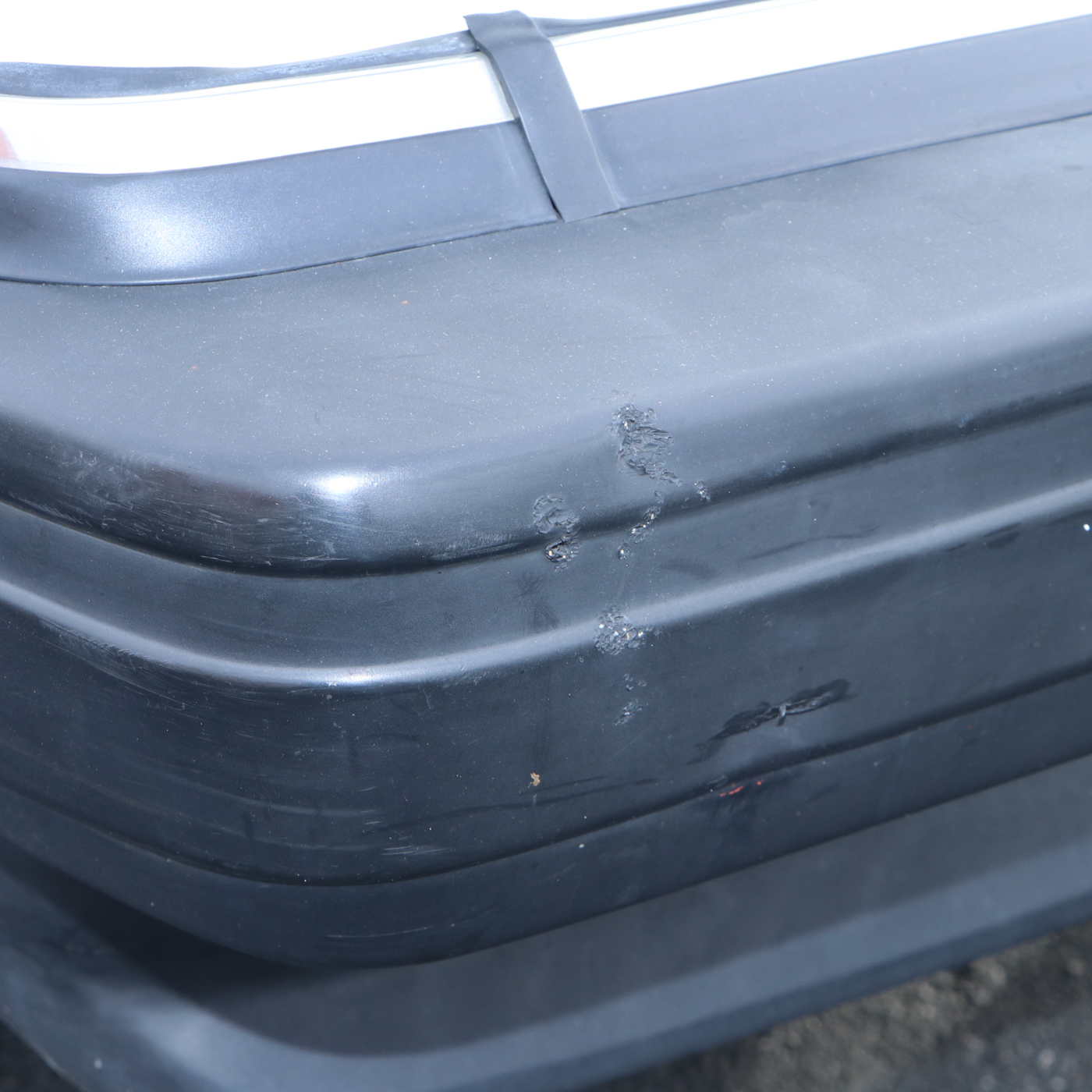 1993 Volvo 240 White Sedan