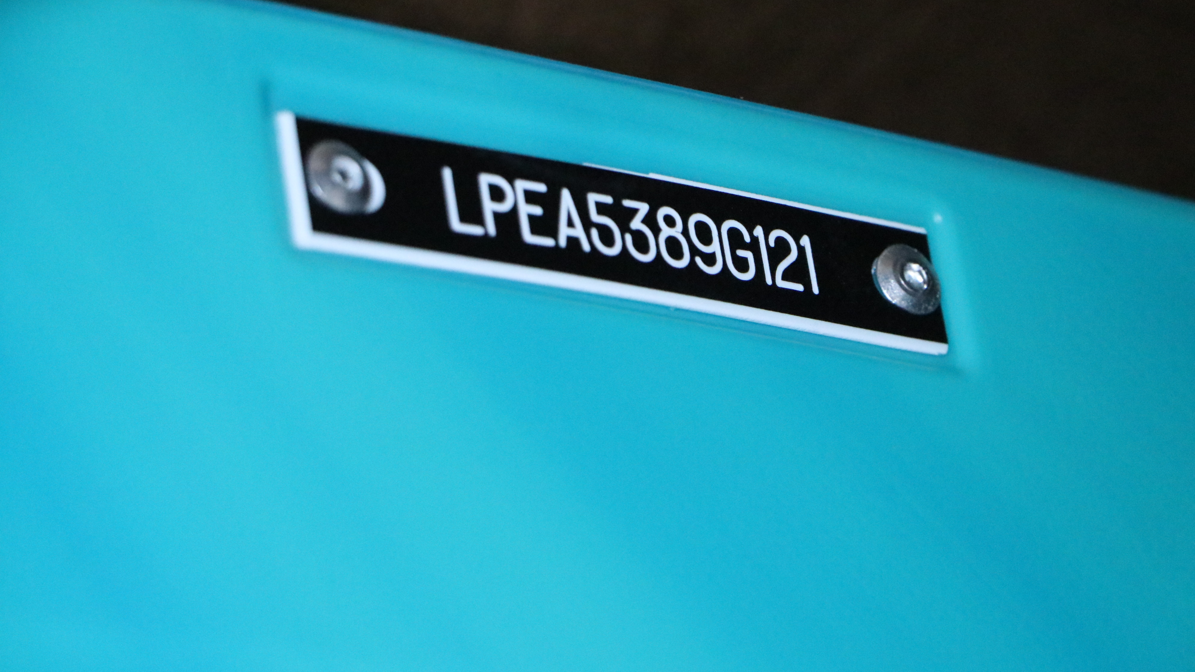 Lifetime Guster Sit-In Touring Kayak in Bahama Fusion