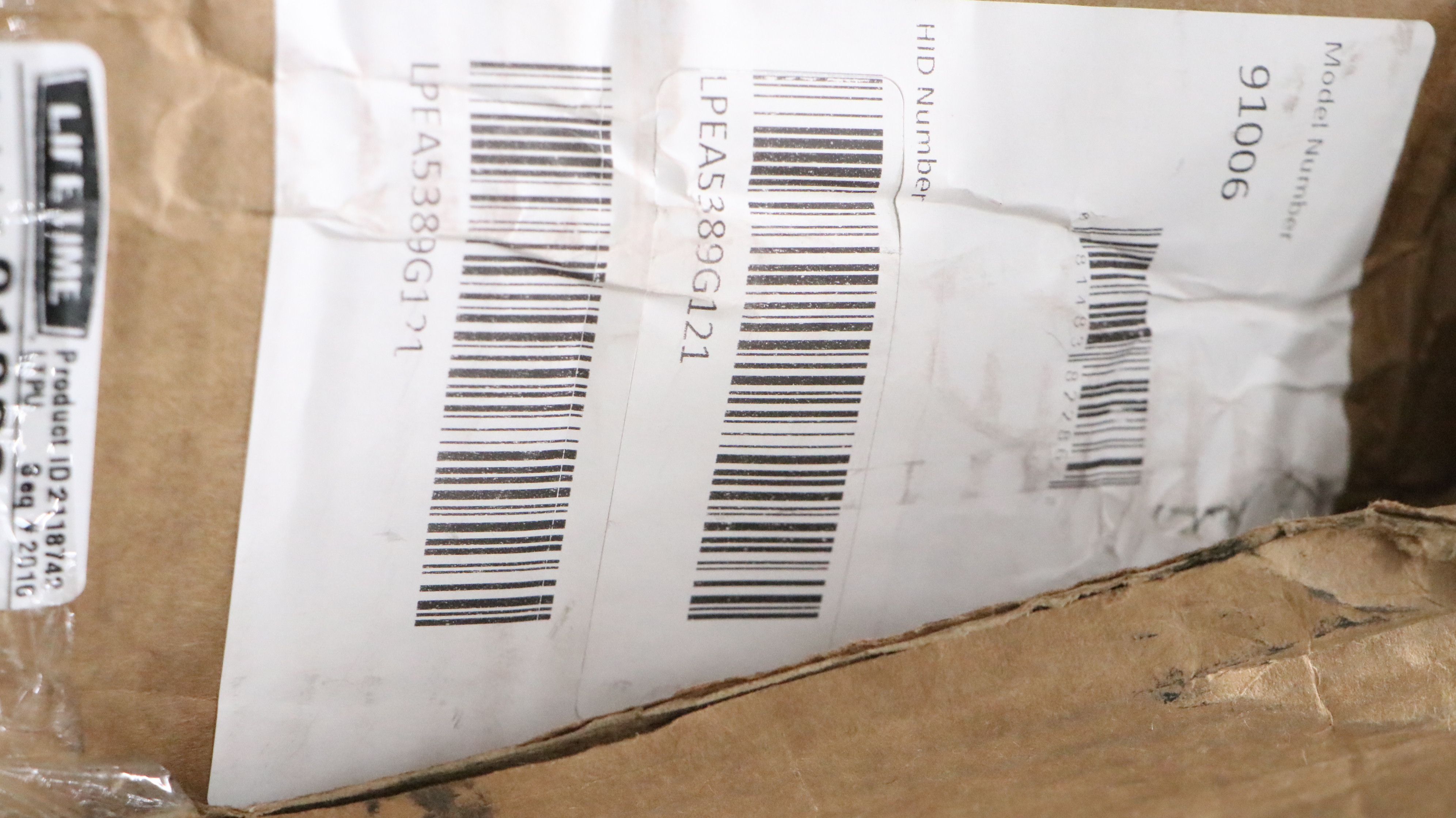 Lifetime Guster Sit-In Touring Kayak in Bahama Fusion