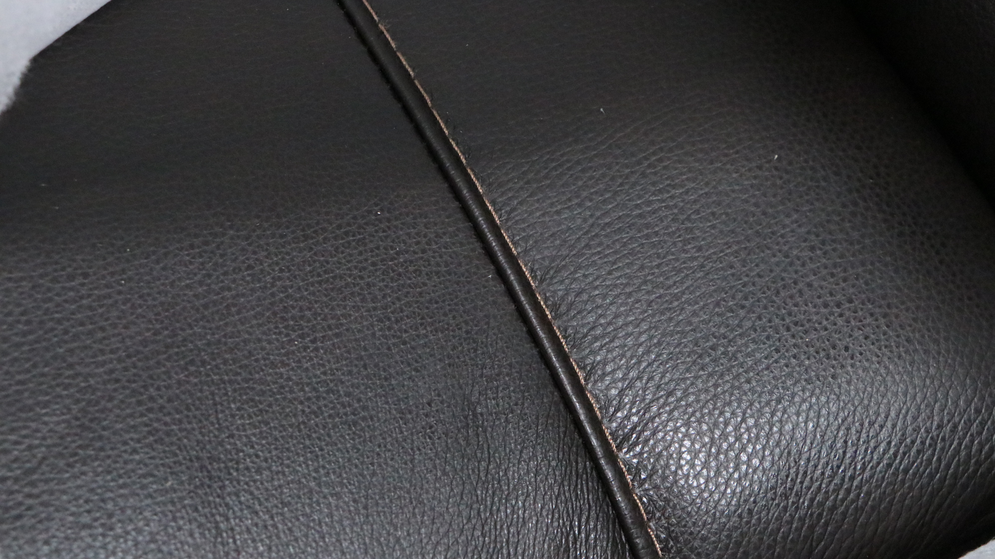 Gilman Creek "Carey" Leather Power Reclining Loveseat with Power Headrests