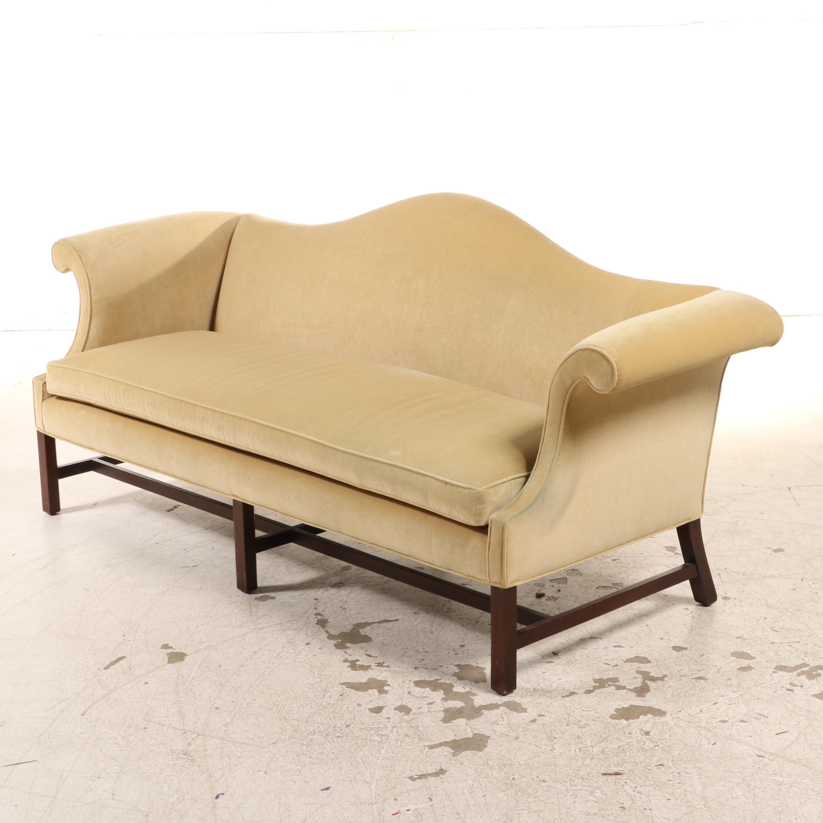 Kittinger "Williamsburg" Chippendale Style Mahogany Camel-Back Sofa