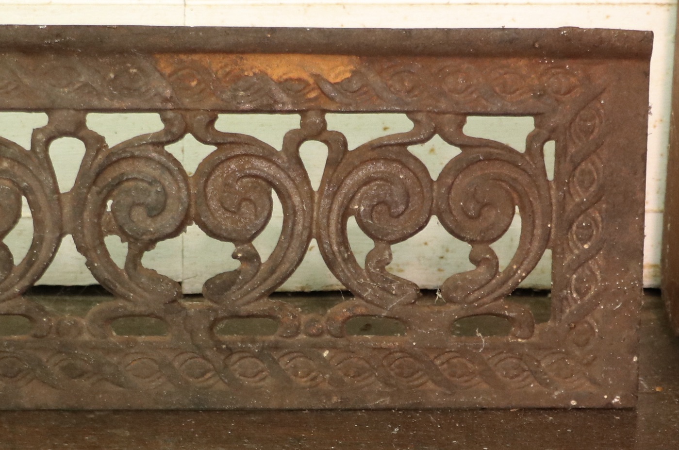 Cheerful Co. Cast Iron Grate with Other Fireplace Surround with Summer Cover