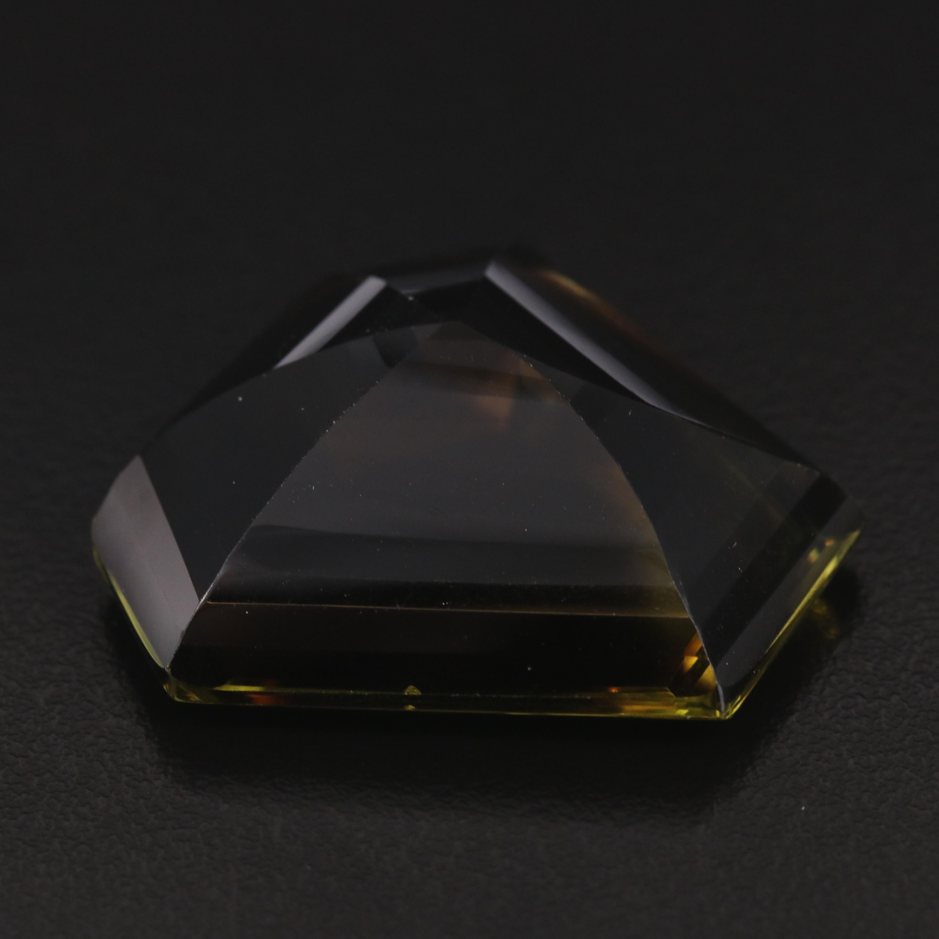 Loose 95.42 CT Calf's Head Faceted Quartz