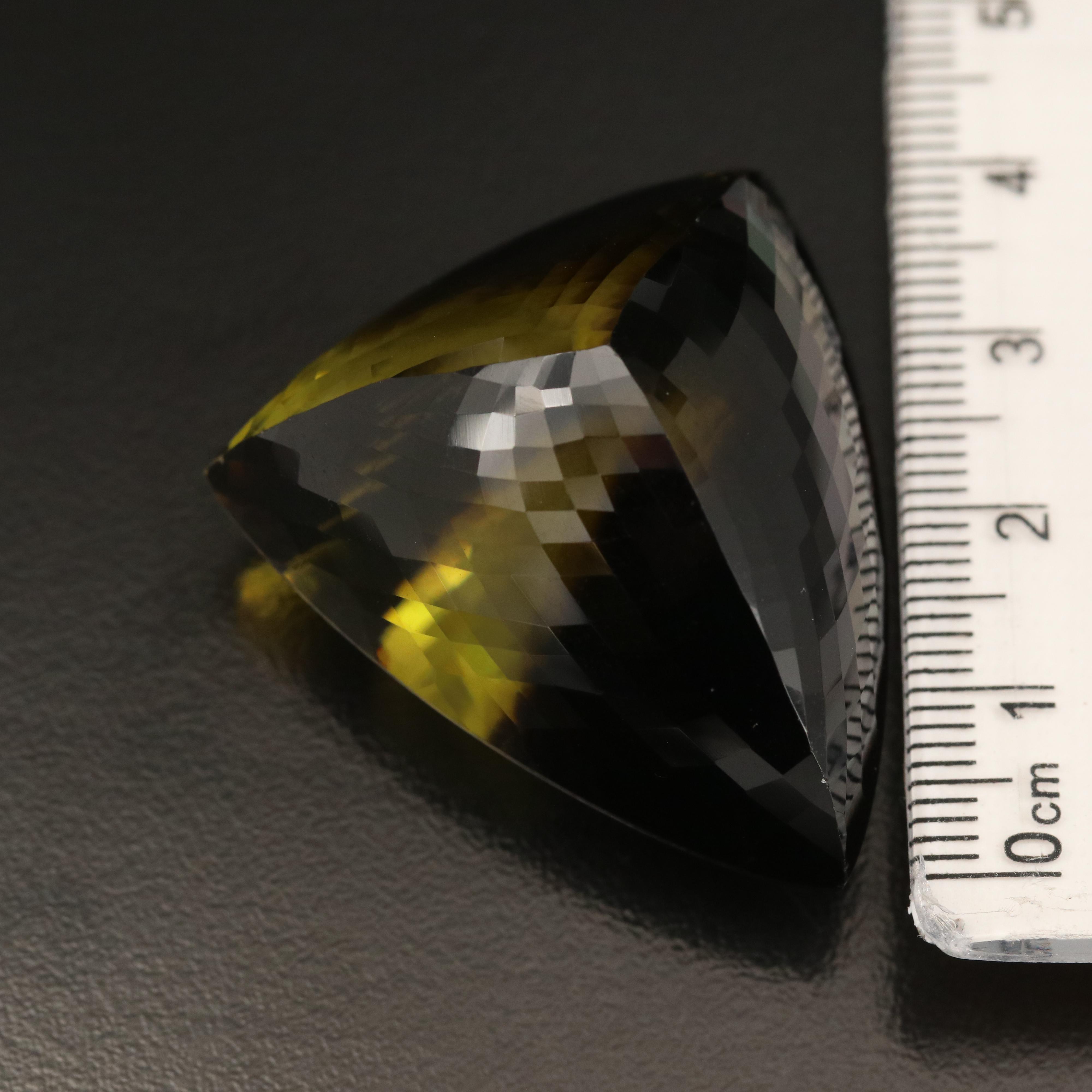 Loose 160.50 CT Triangle Faceted Quartz