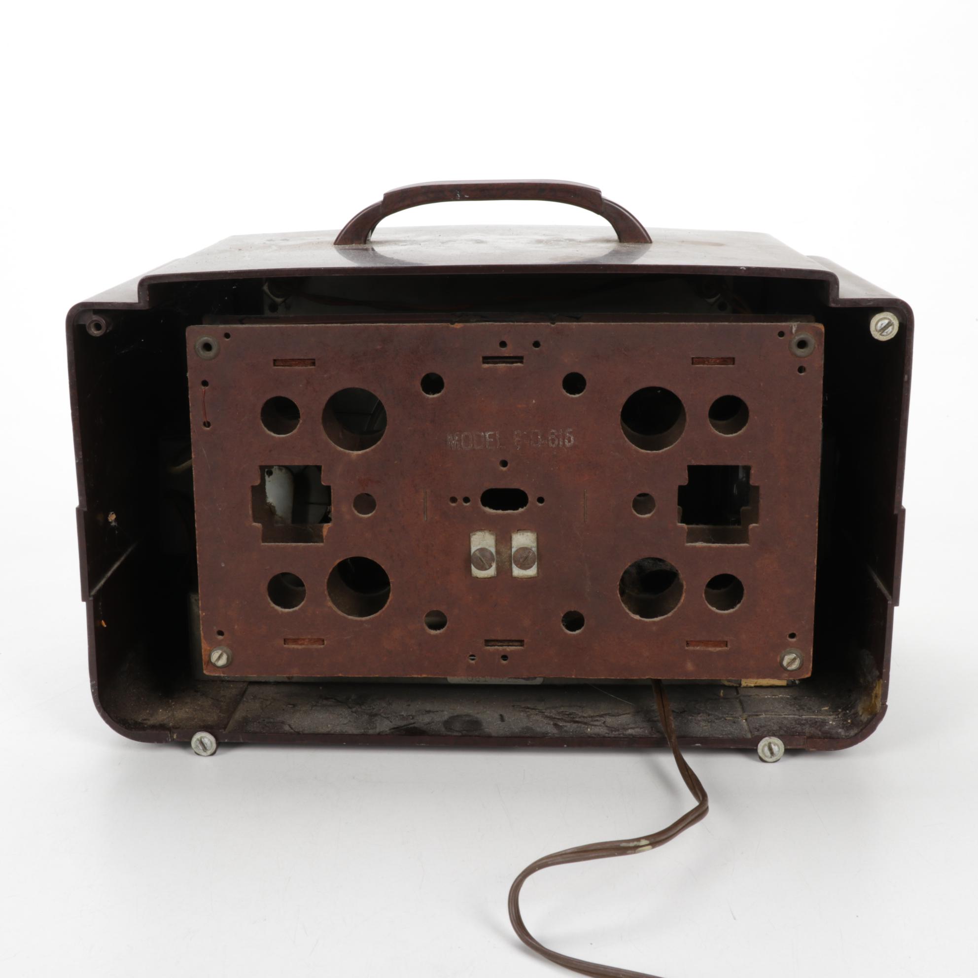 Mantola Magna-Beam and Zenith Consol-Tone Bakelite Radios, Mid/Late 20th Century