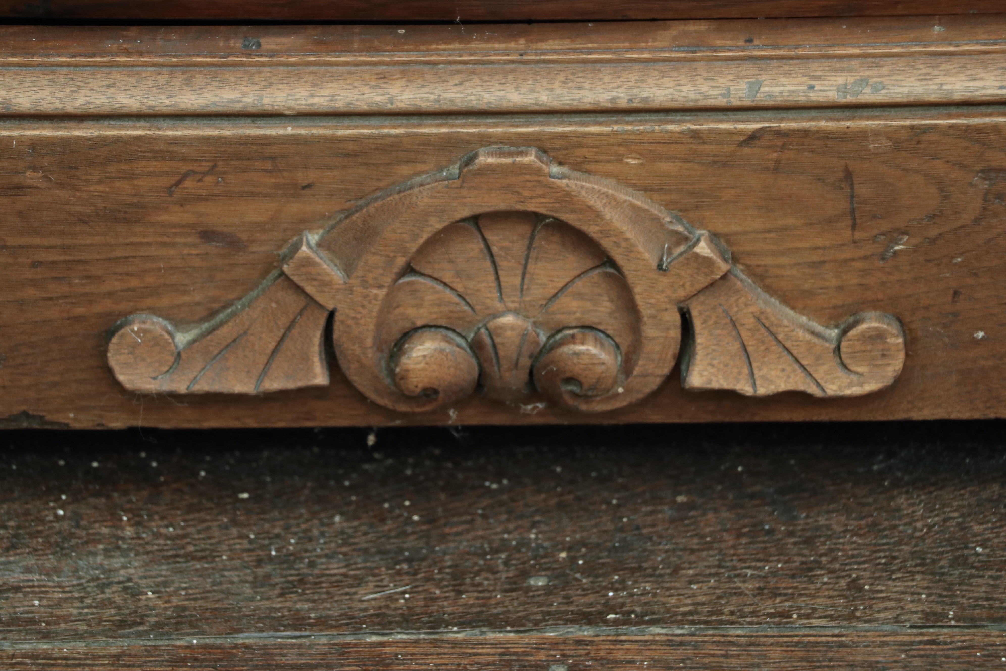 Renaissance Revival Walnut and Burl Walnut Dresser, Late 19th Century
