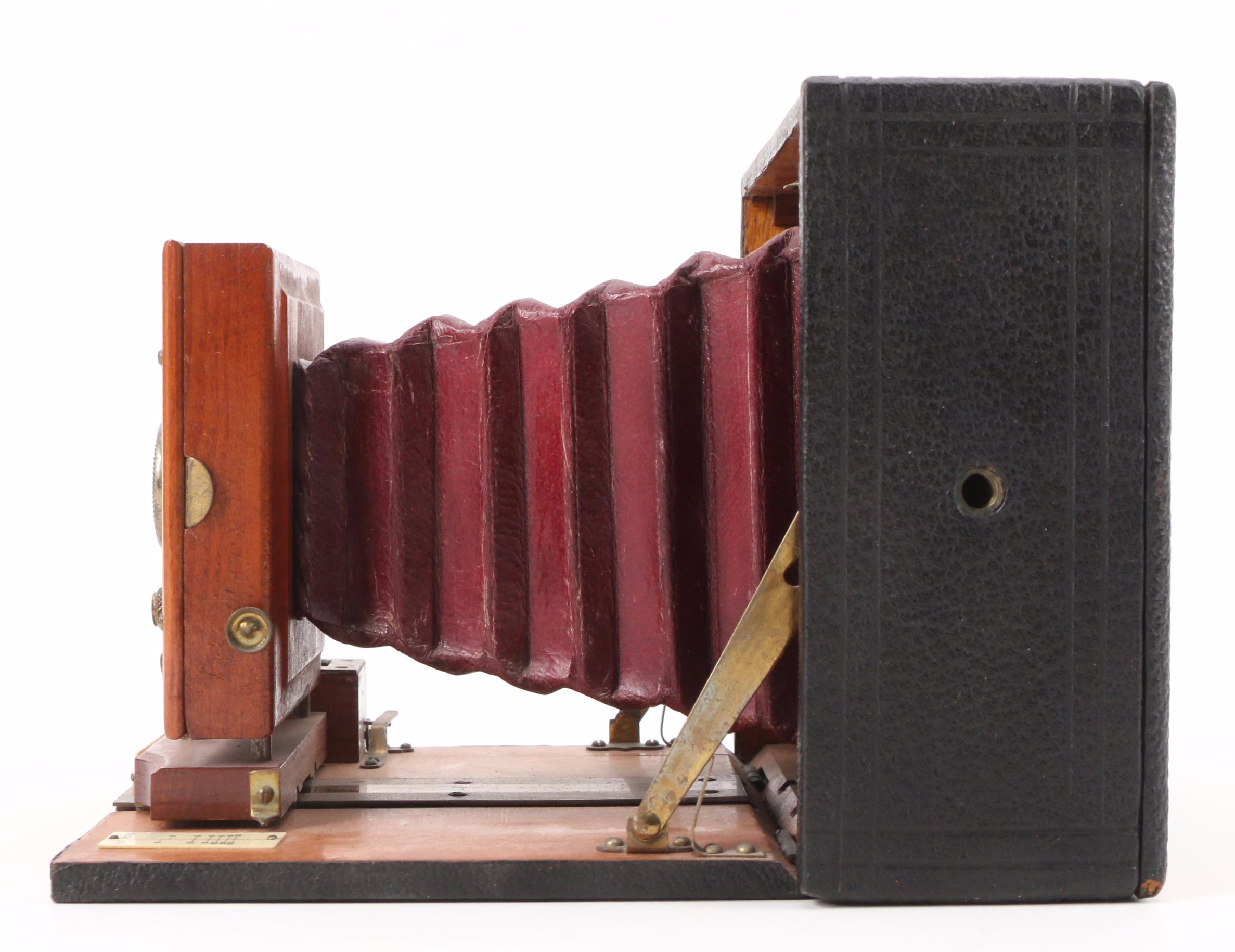 Folmer Graflex Folding Camera with Camera Case, Early 20th Century