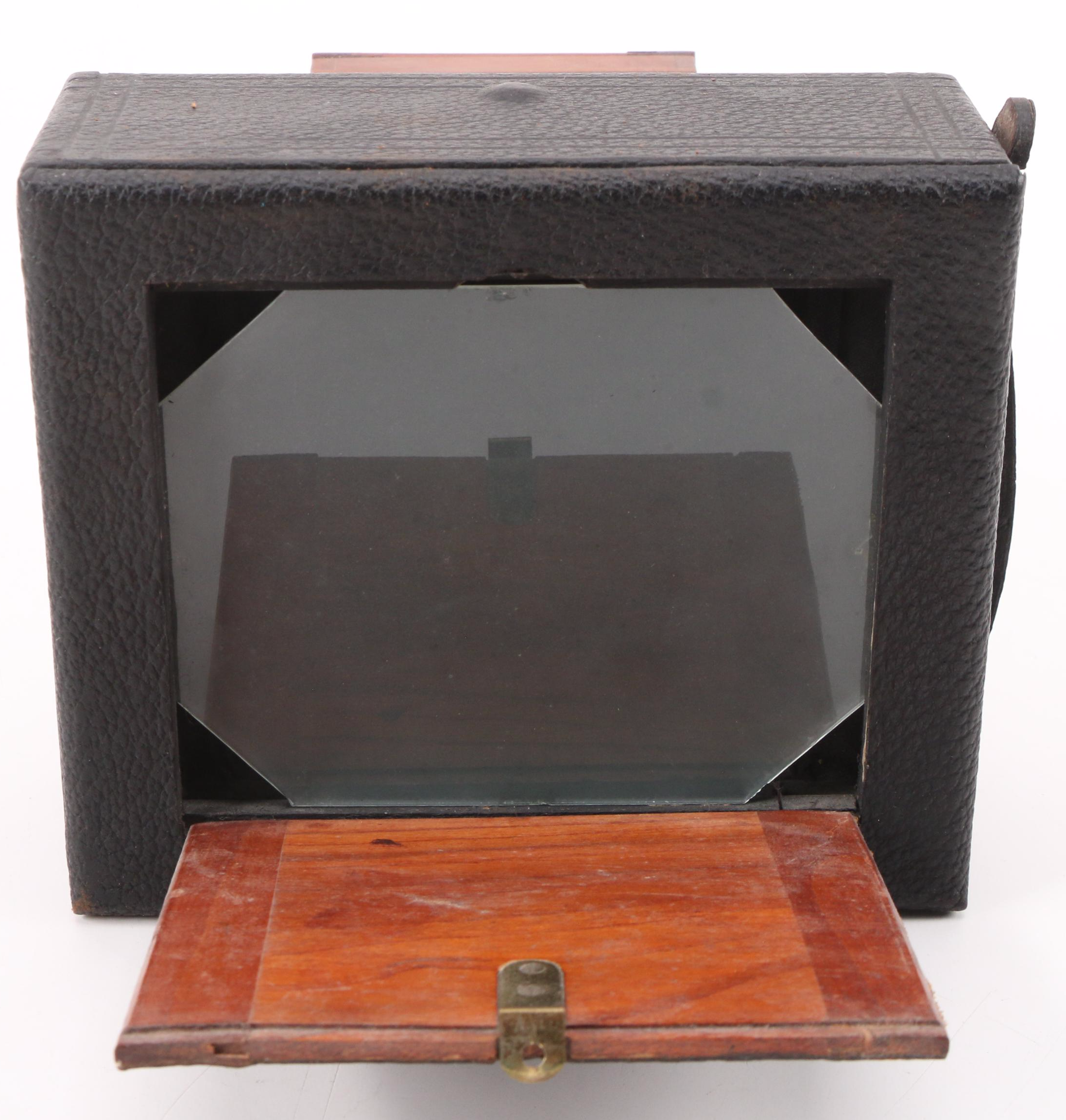 Folmer Graflex Folding Camera with Camera Case, Early 20th Century