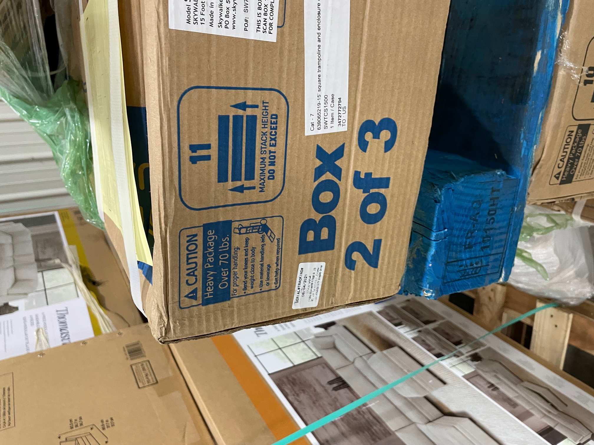 Skywalker Trampolines 15' Square Trampoline with Enclosure