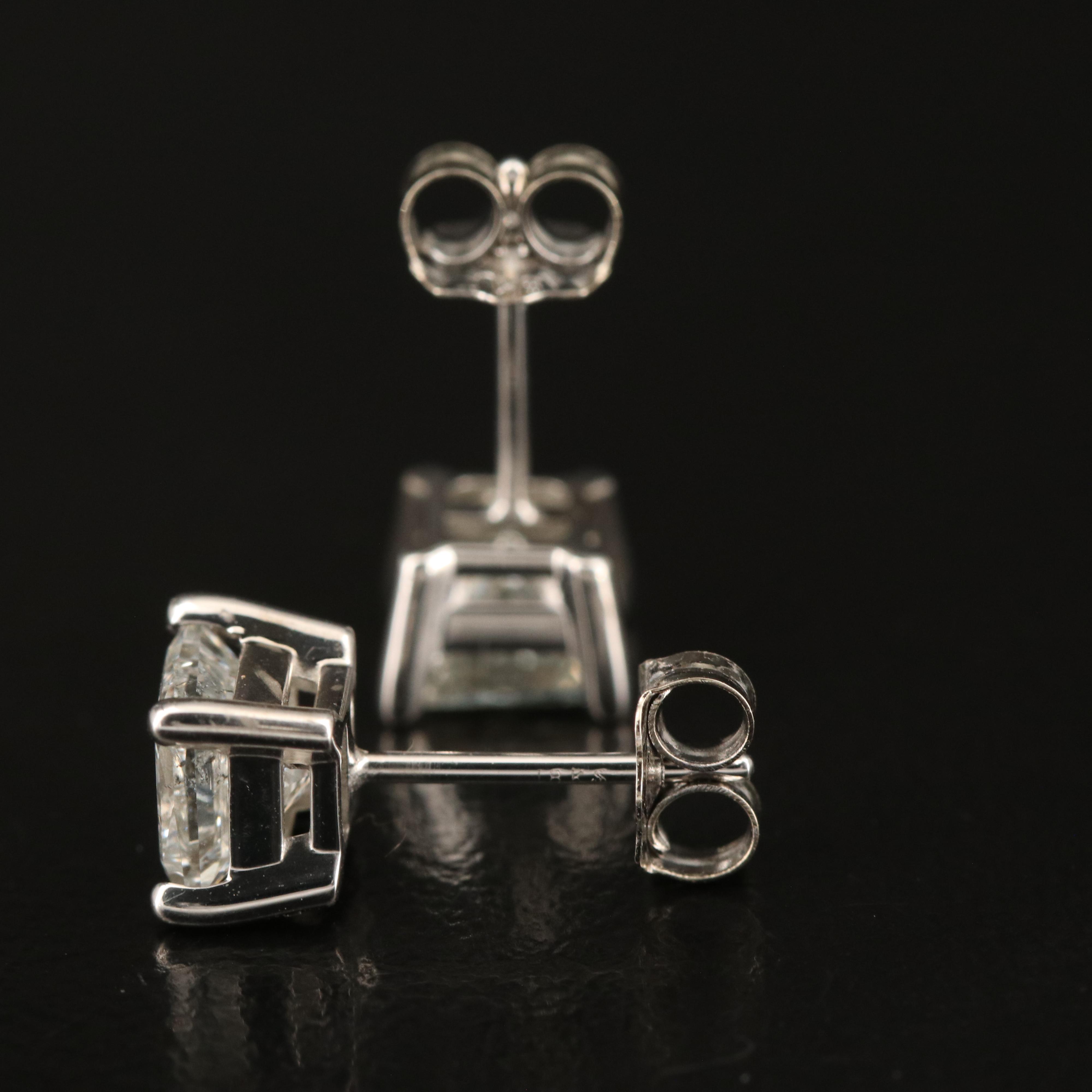 18K 1.62 CTW Diamond Stud Earrings with GIA Report